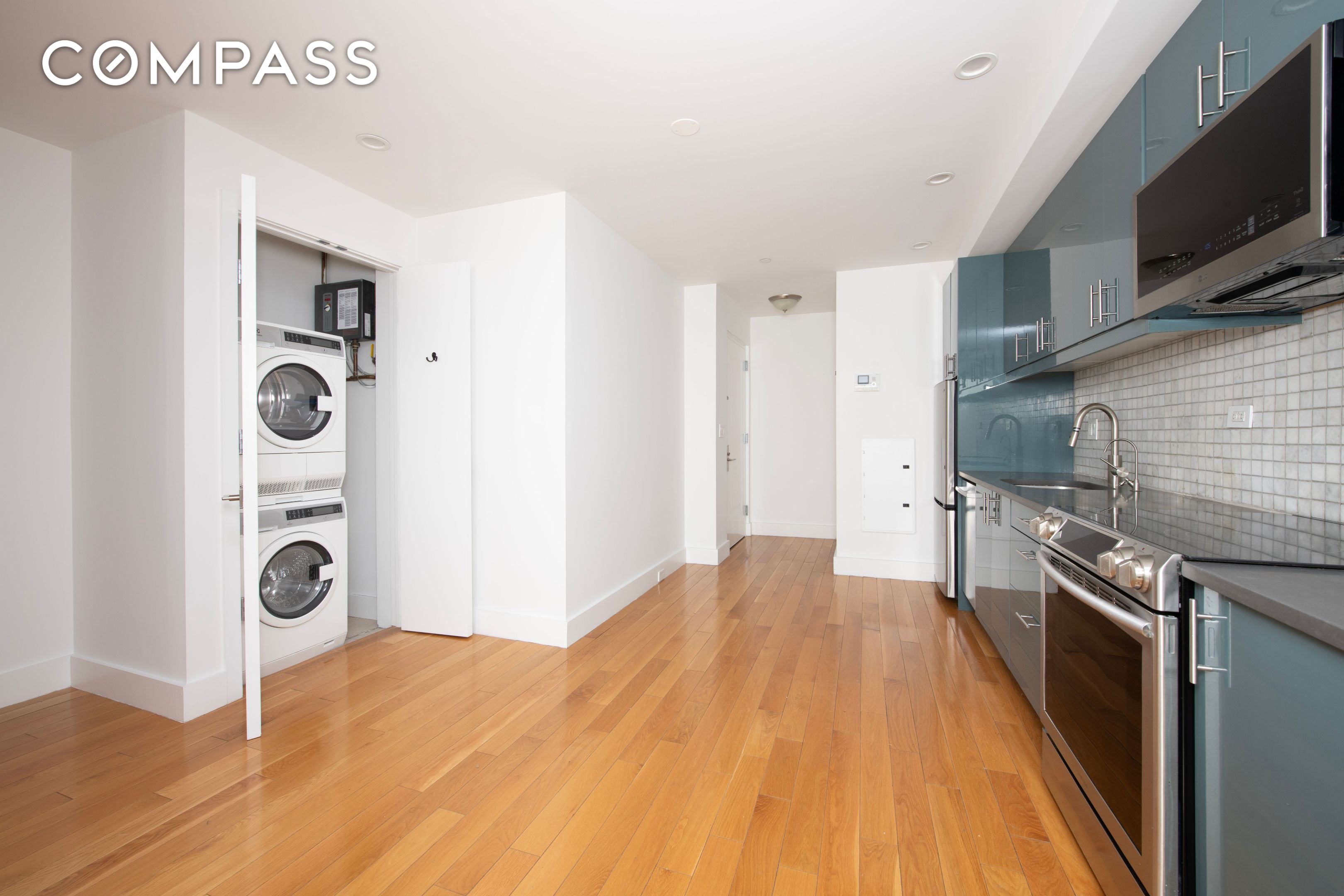 #4 photo, Brooklyn, ব্রুকলিন Greenpoint , NY 11222