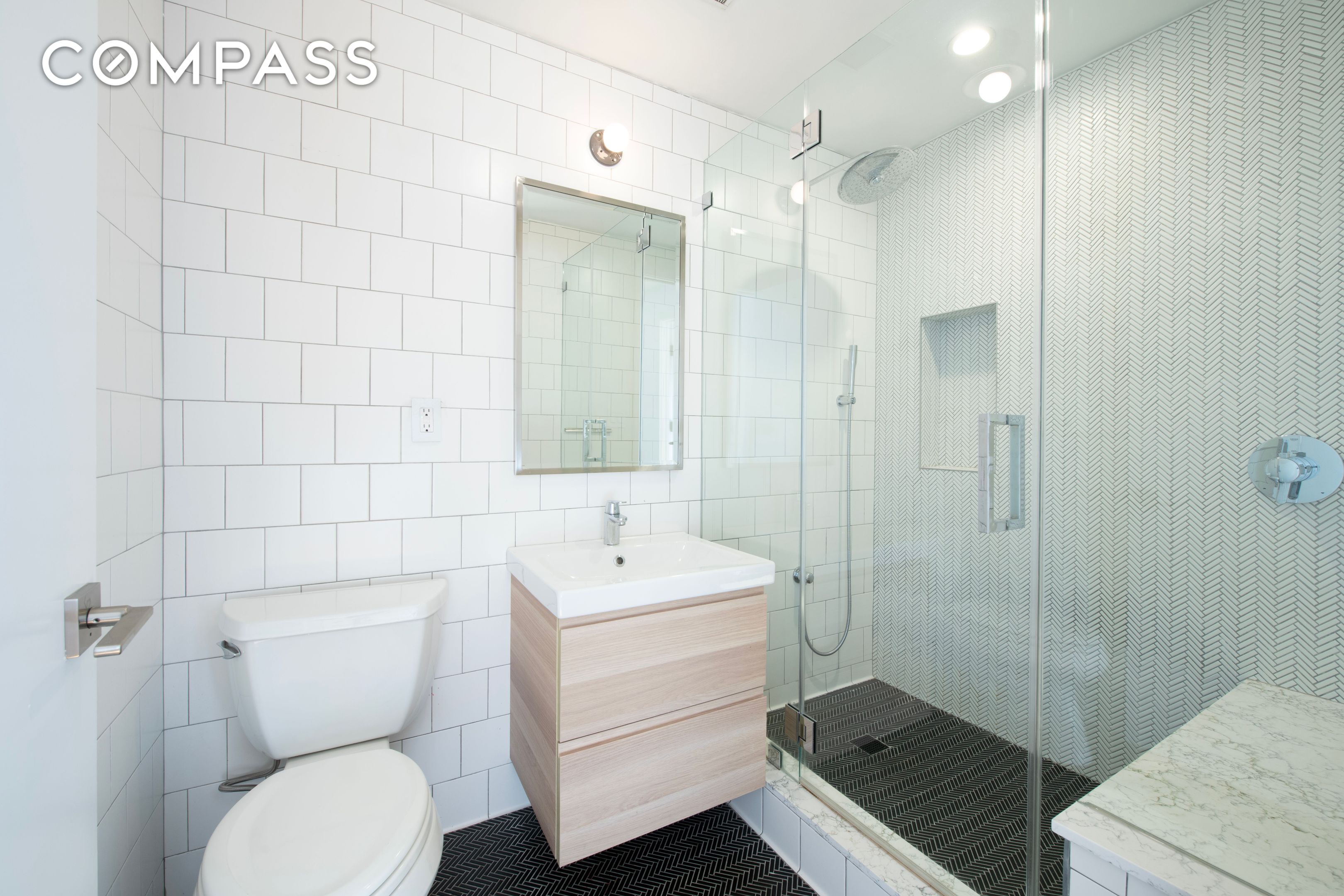 #5 photo, Brooklyn, ব্রুকলিন Greenpoint , NY 11222