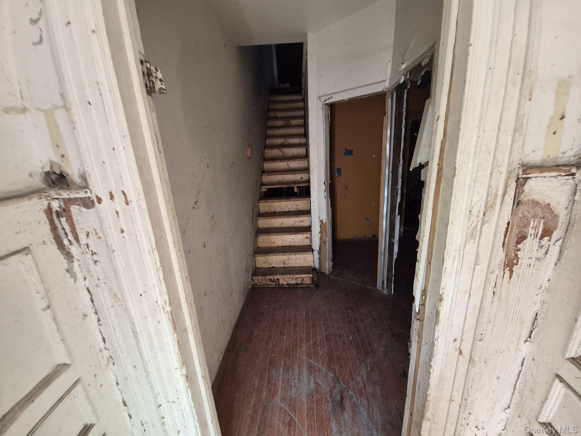 #3 photo, 1326 College Avenue, Bronx , NY 10456