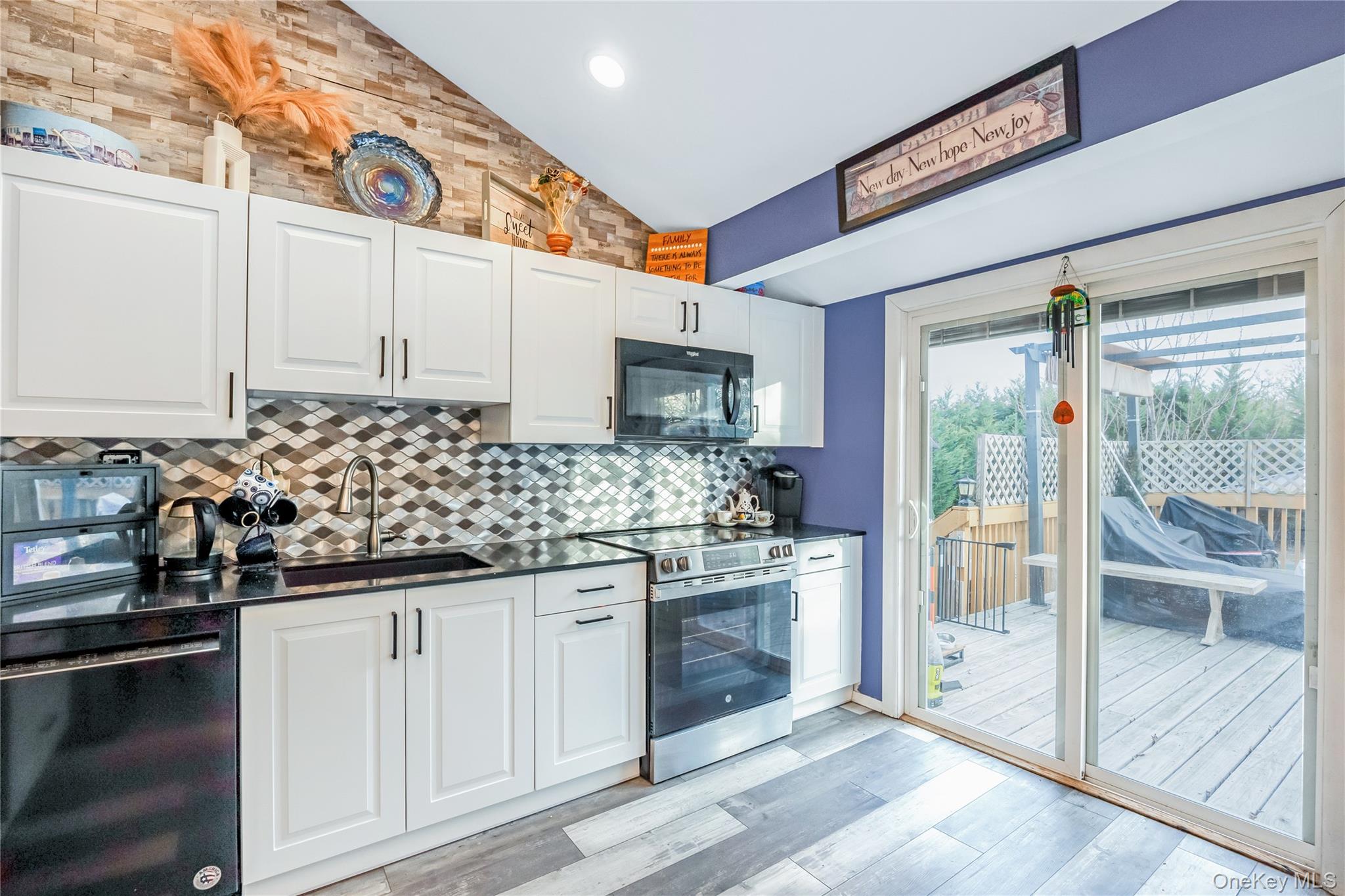 #10 photo, 2758 Mayfield Place, North Bellmore , NY 11710