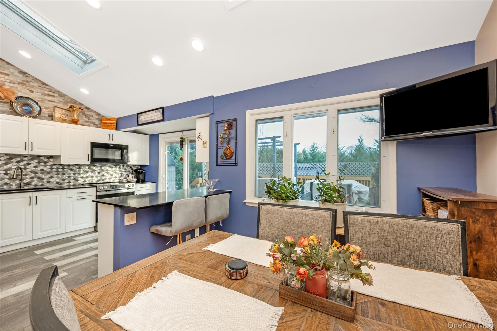 #8 photo, 2758 Mayfield Place, North Bellmore , NY 11710