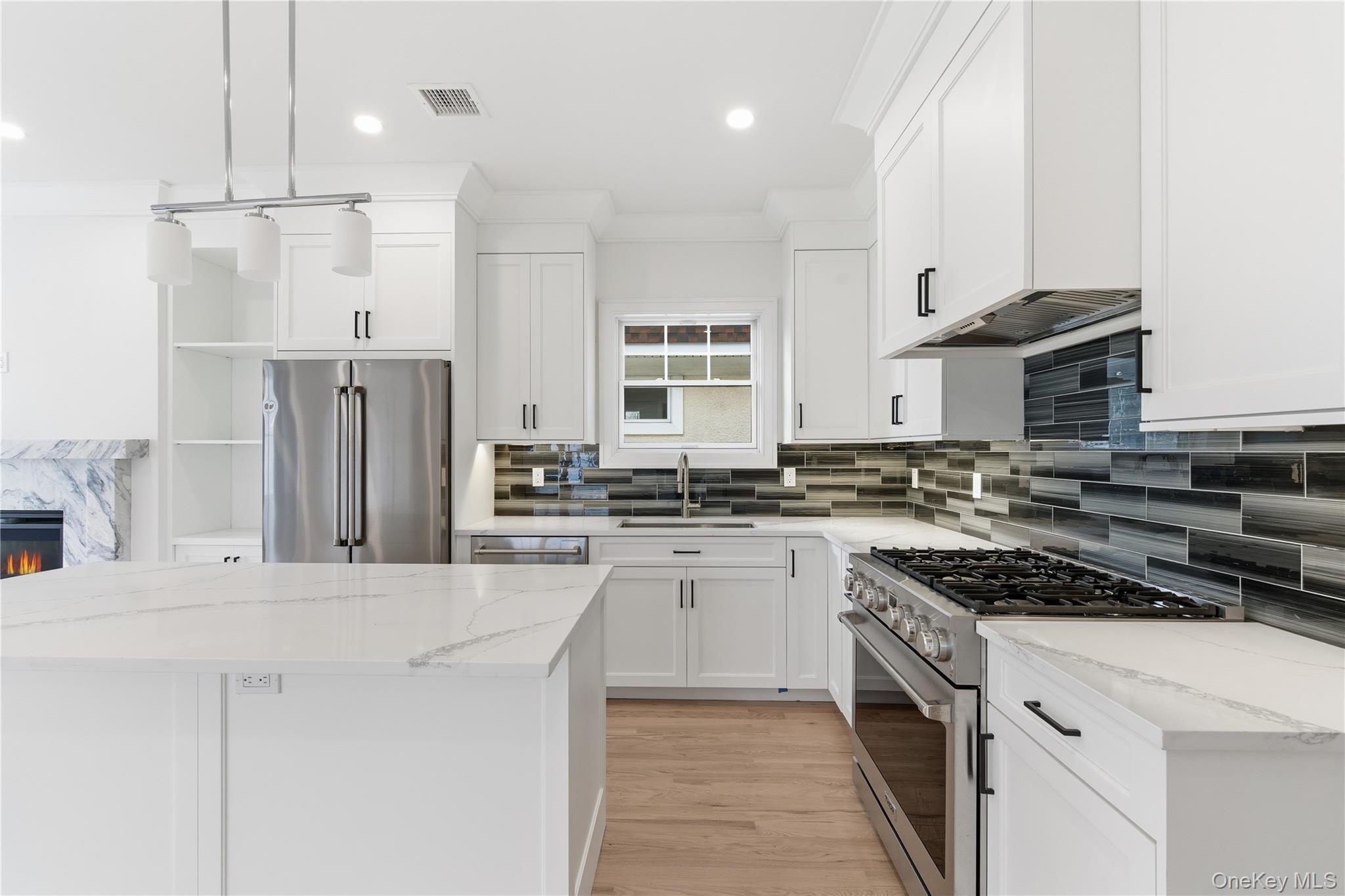 #10 photo, 6 Cammerer Avenue, 長島 East Rockaway , NY 11518