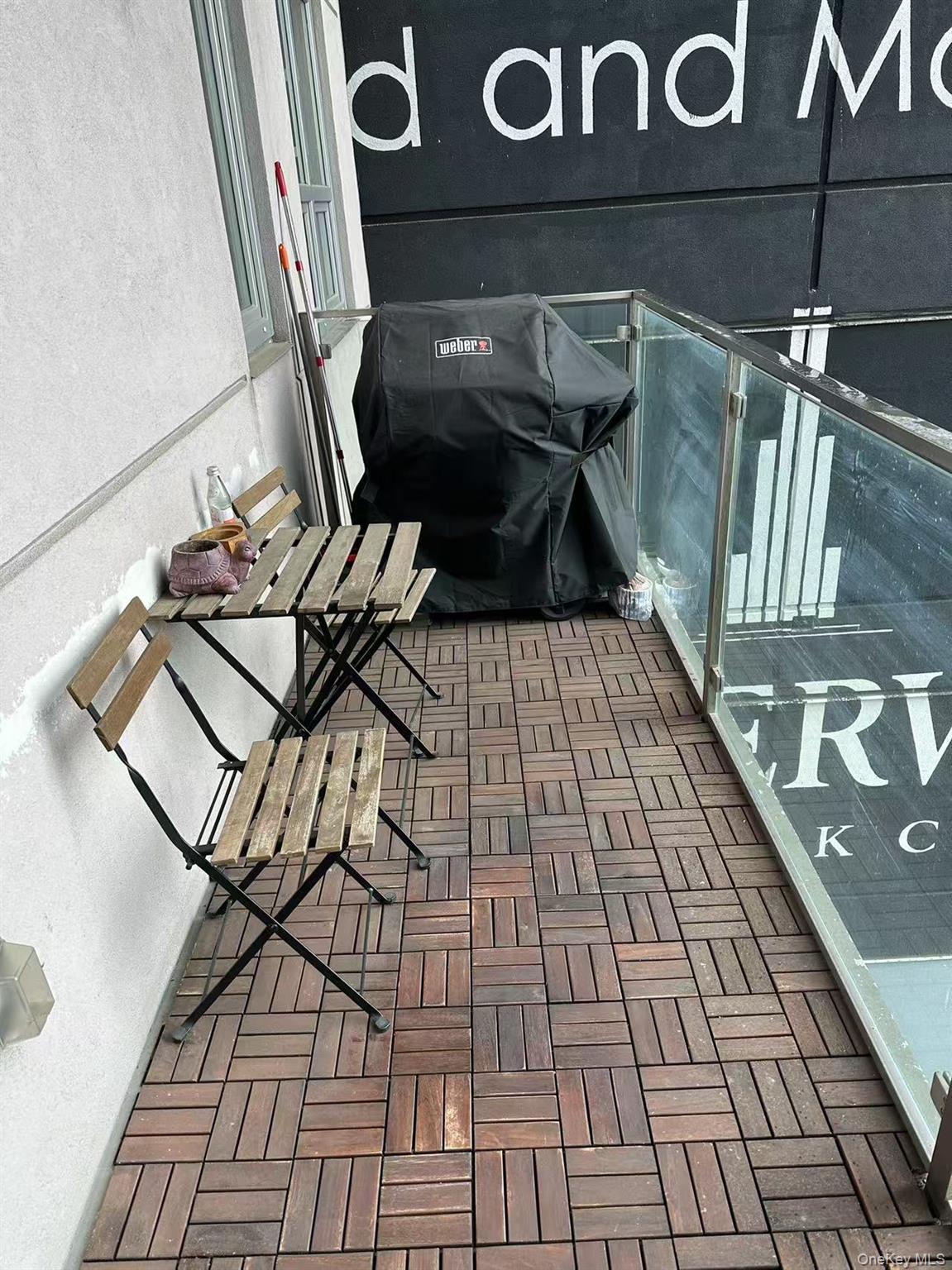 #4 photo, 2717 42nd Road, Long Island City , NY 11101