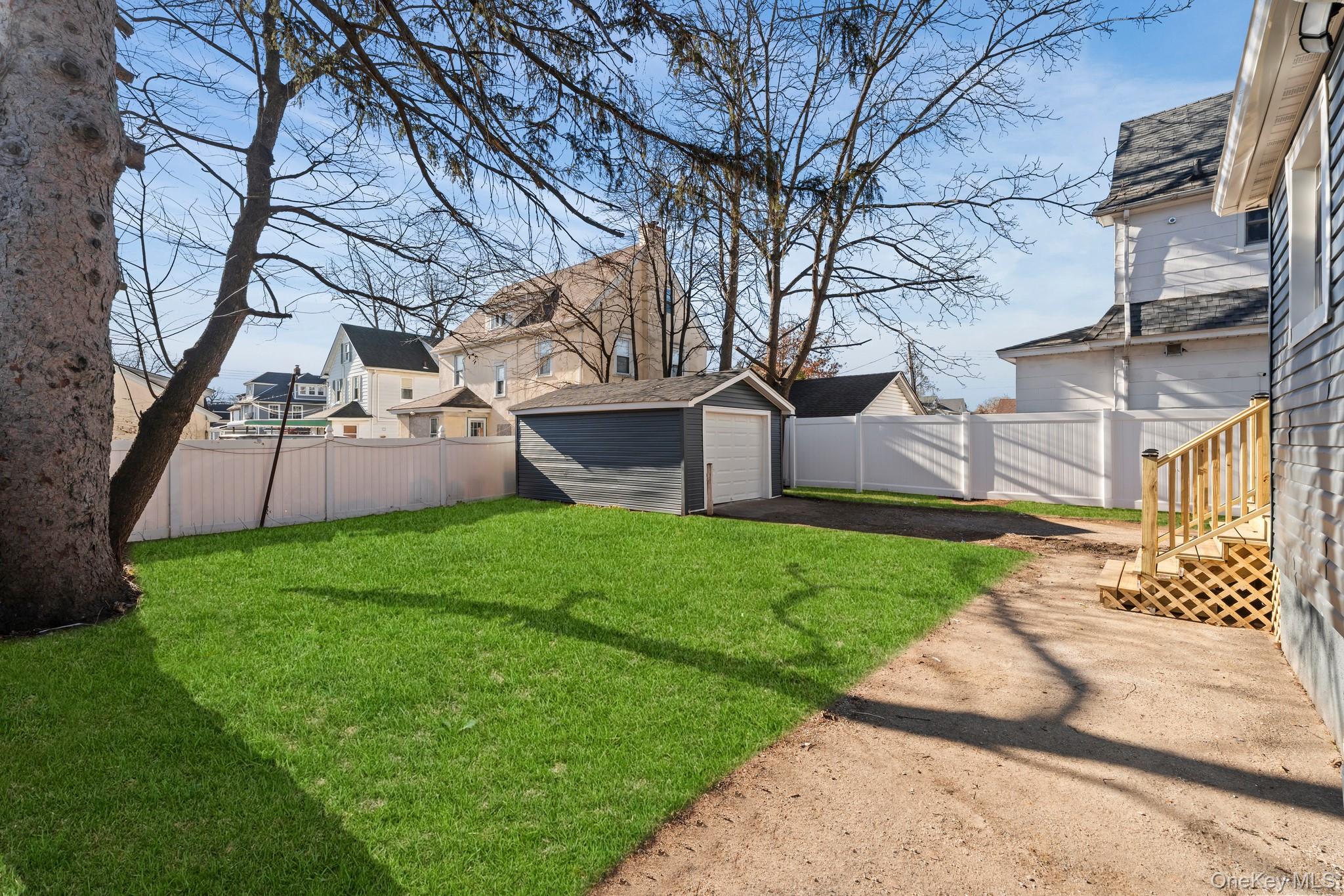 #20 photo, 190-10 114th Drive, Saint Albans , NY 11412