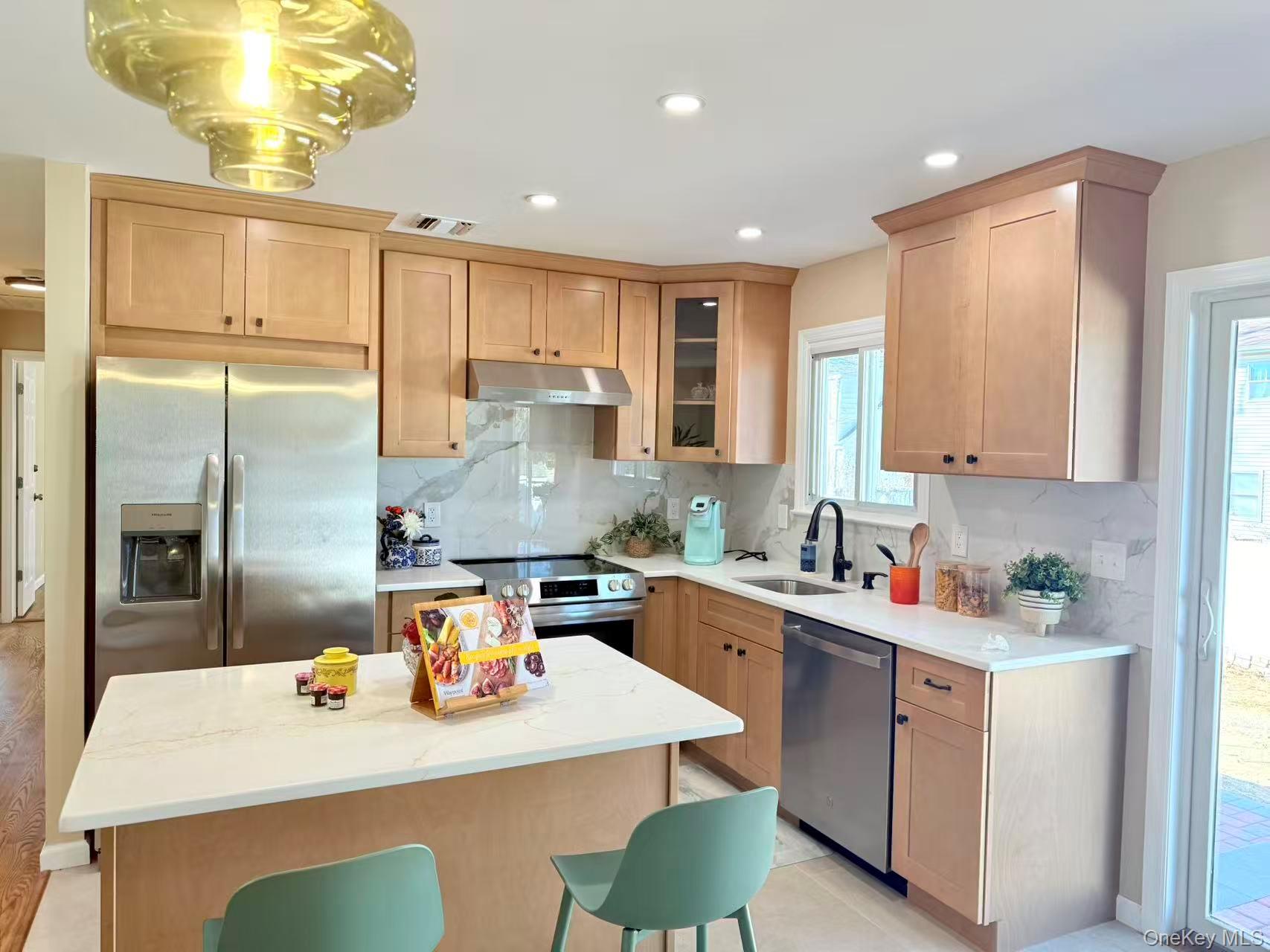 #11 photo, 150 Scott Avenue, Deer Park , NY 11729