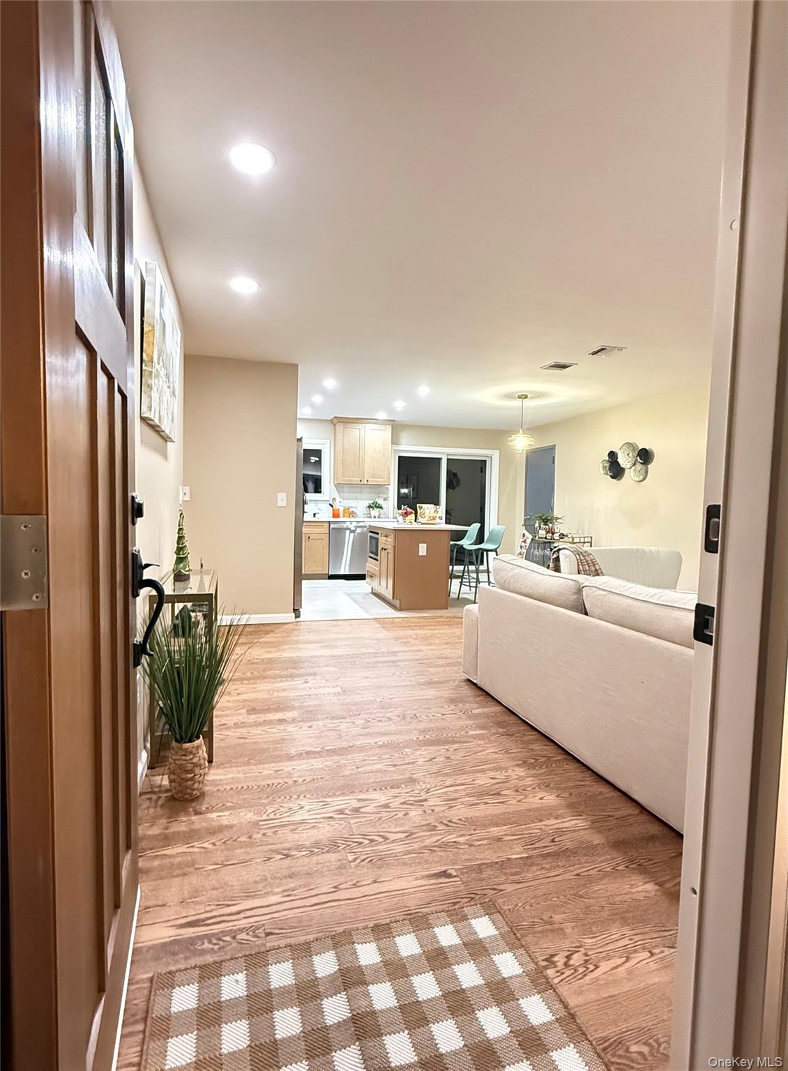 #5 photo, 150 Scott Avenue, Deer Park , NY 11729