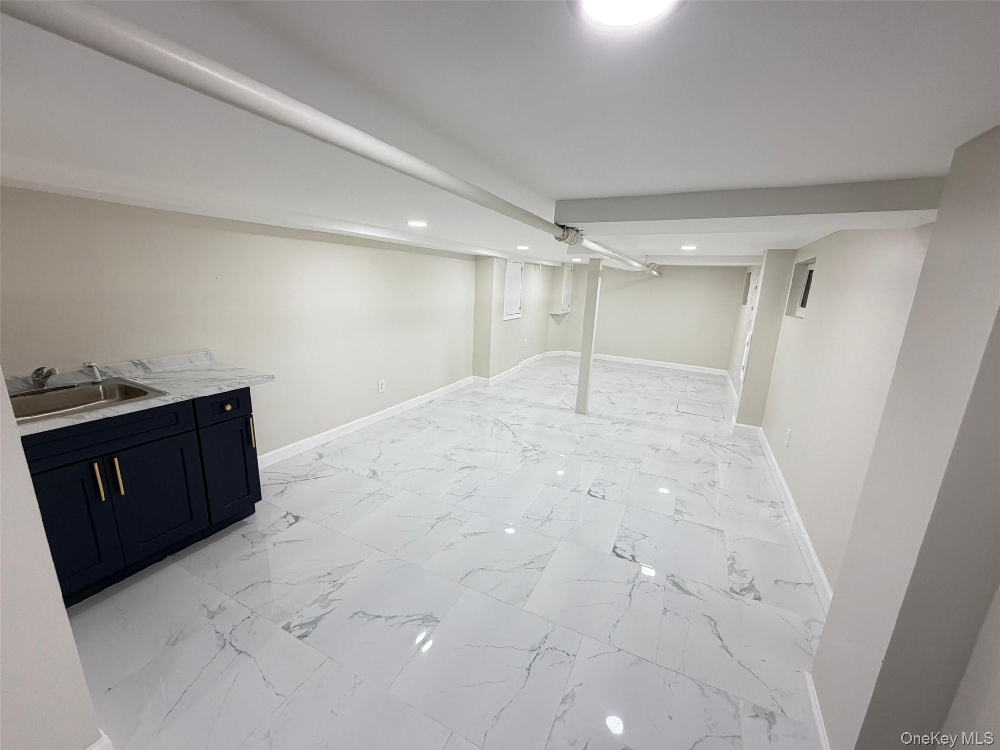 #15 photo, 118-09 202 Street, Saint Albans , NY 11412