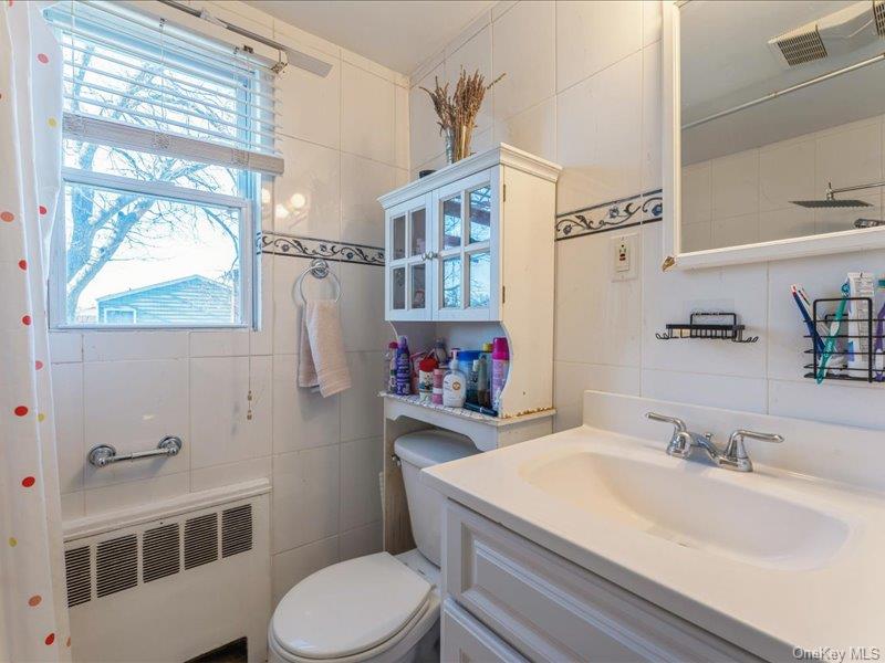 #14 photo, 158 Clement Avenue, Elmont , NY 11003