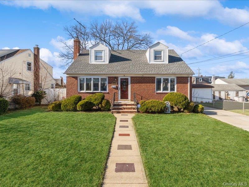#19 photo, 158 Clement Avenue, Elmont , NY 11003