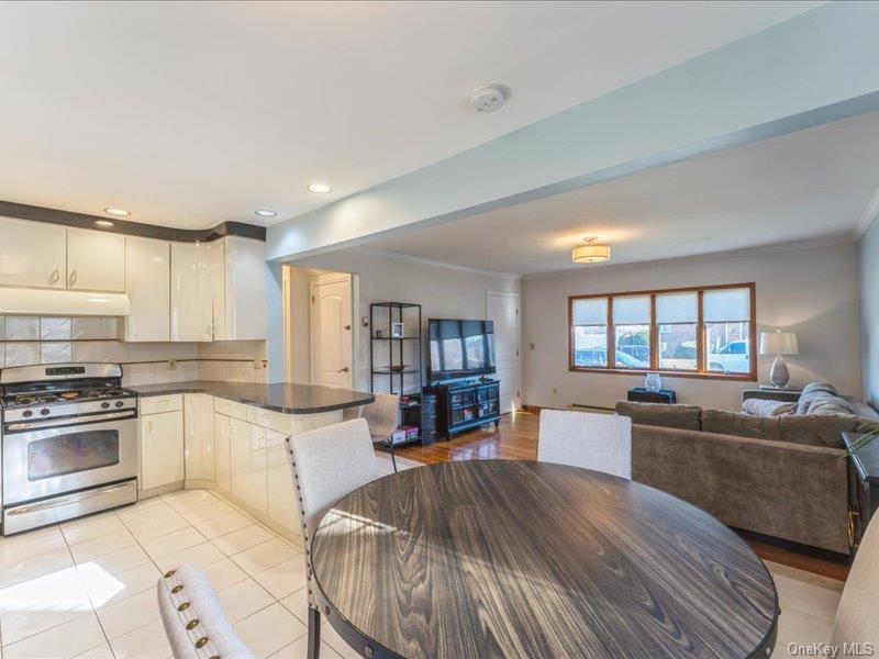 #3 photo, 158 Clement Avenue, Elmont , NY 11003