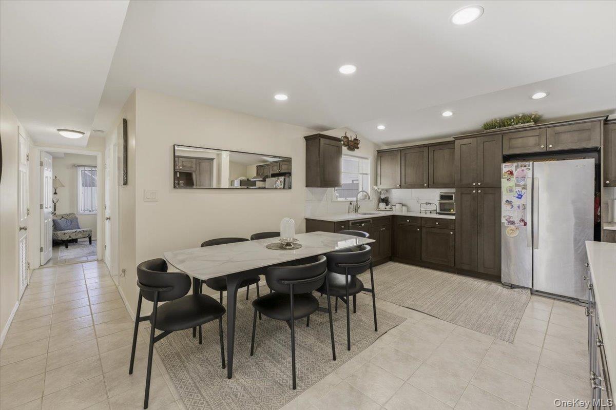 #11 photo, 3309 Nelson Street, Wantagh , NY 11793