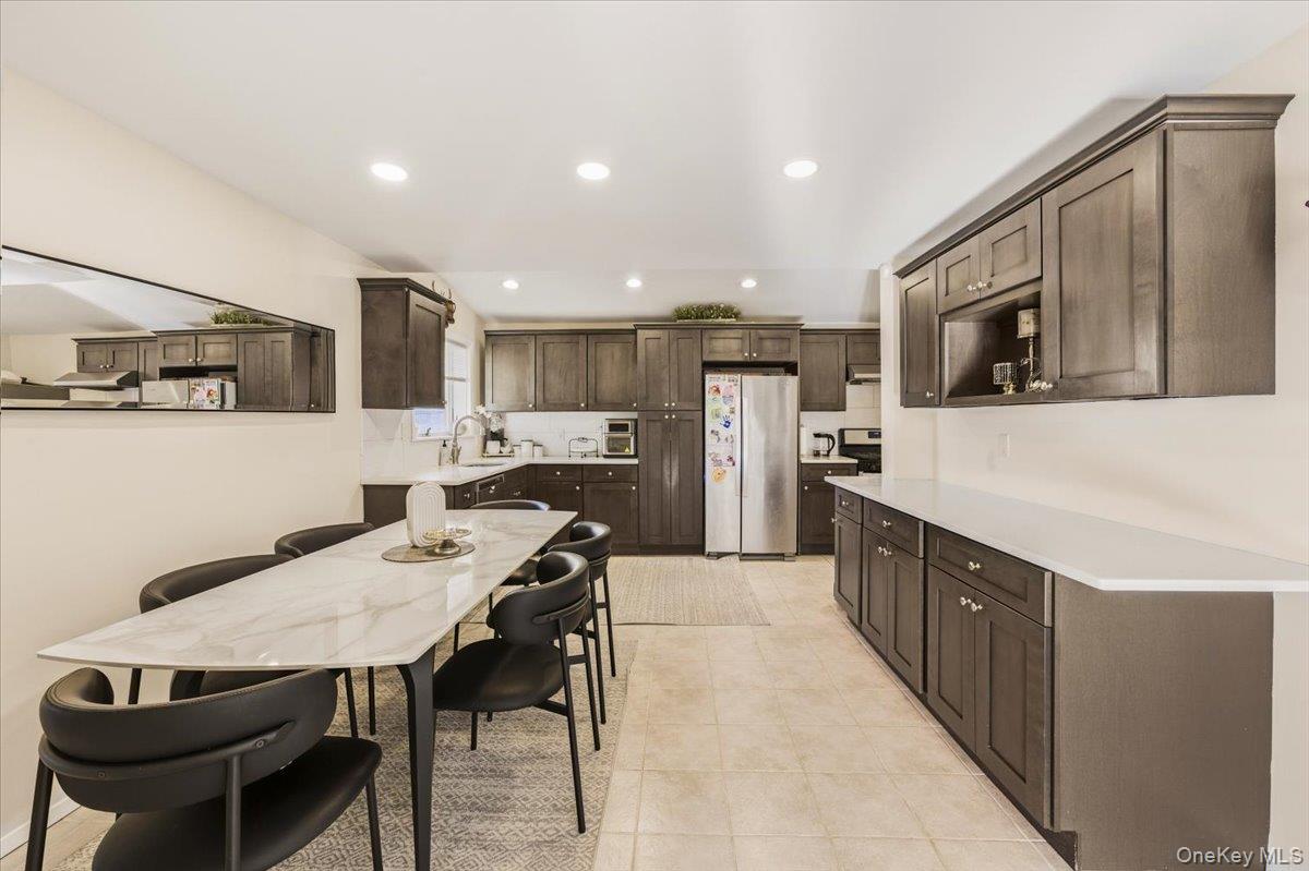 #16 photo, 3309 Nelson Street, Wantagh , NY 11793