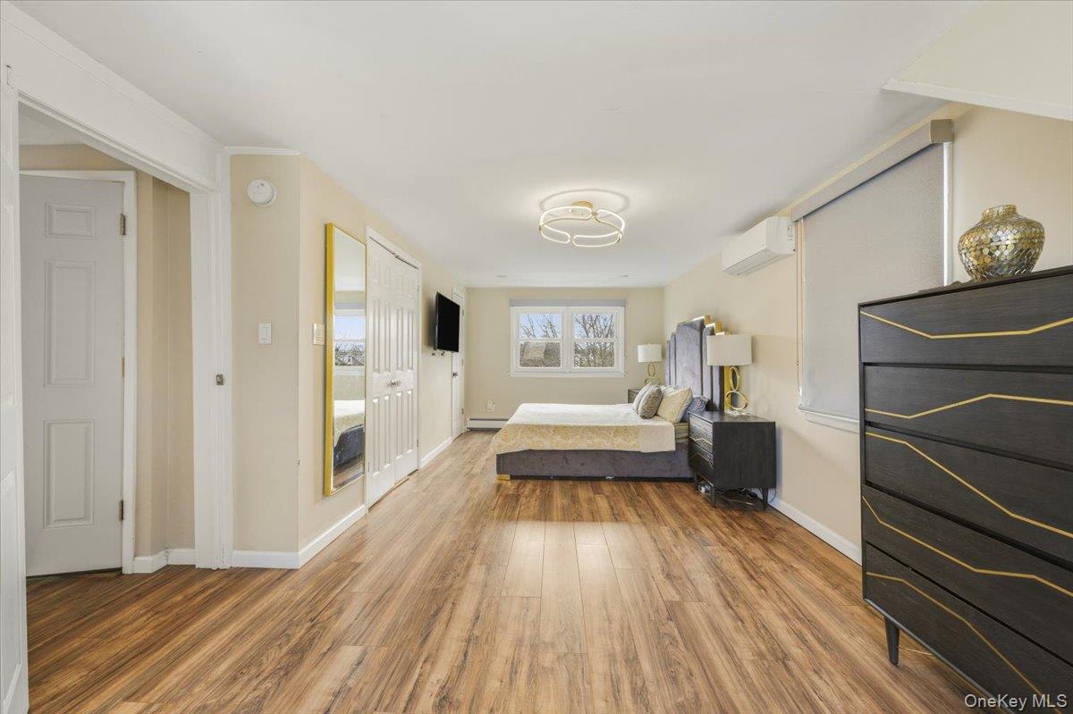 #18 photo, 3309 Nelson Street, Wantagh , NY 11793