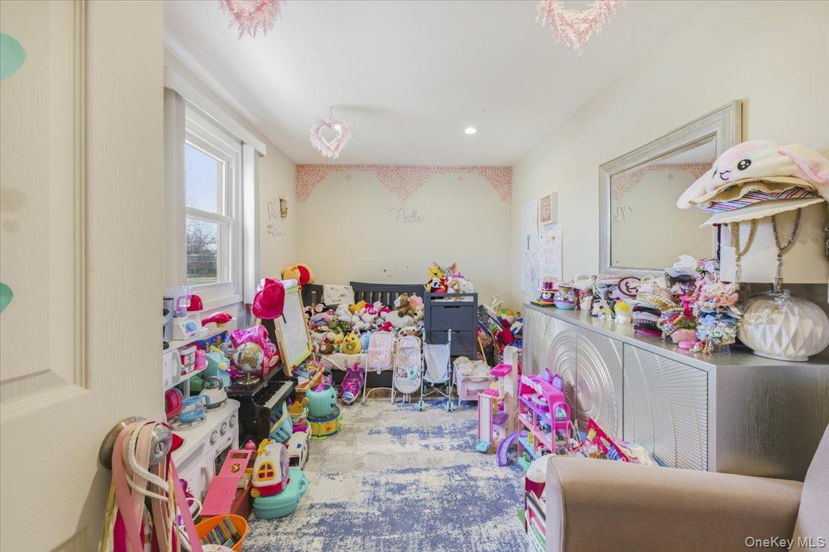 #20 photo, 3309 Nelson Street, Wantagh , NY 11793