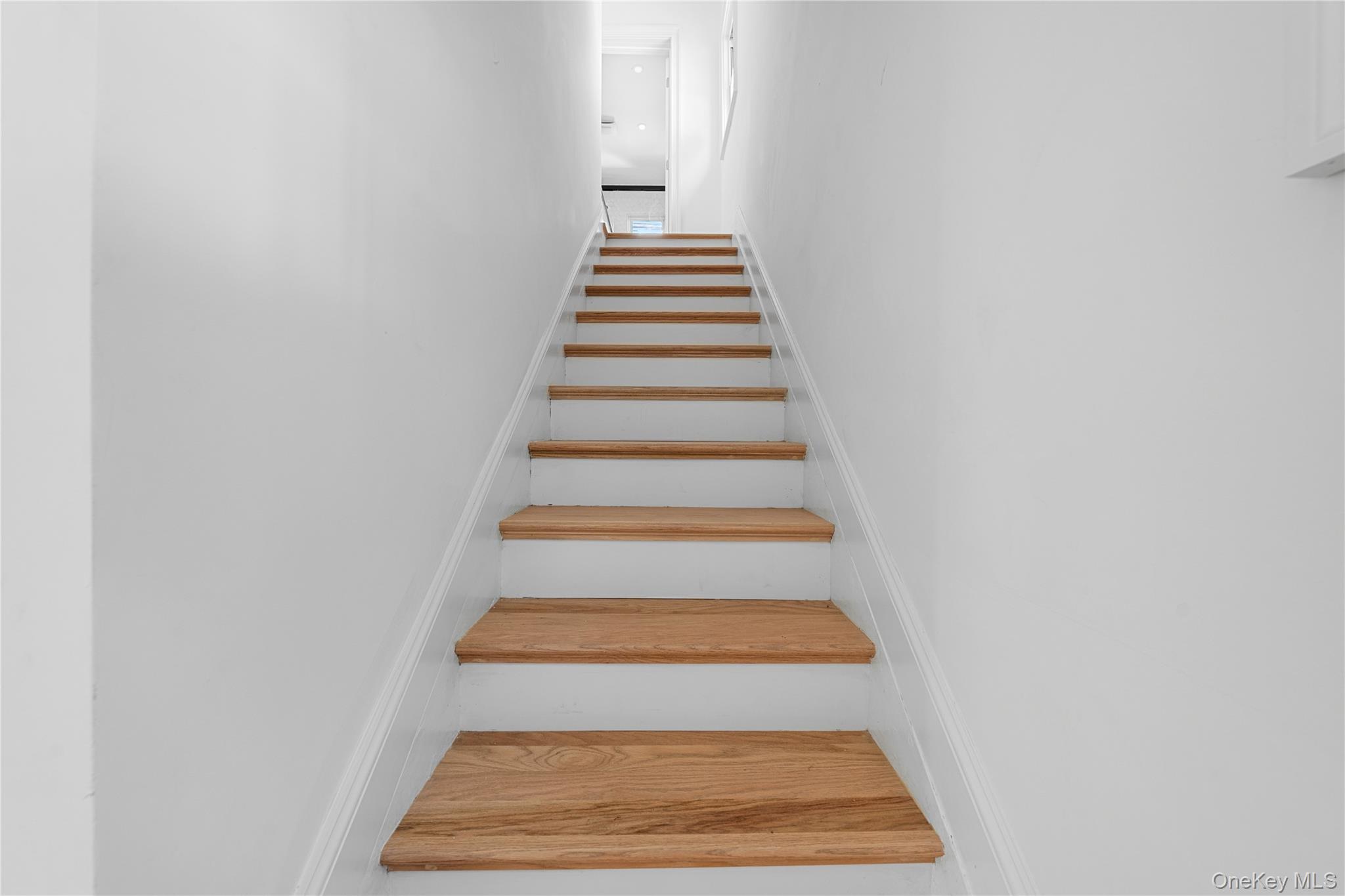 #14 photo, 87 Parsons Drive, Hempstead , NY 11550