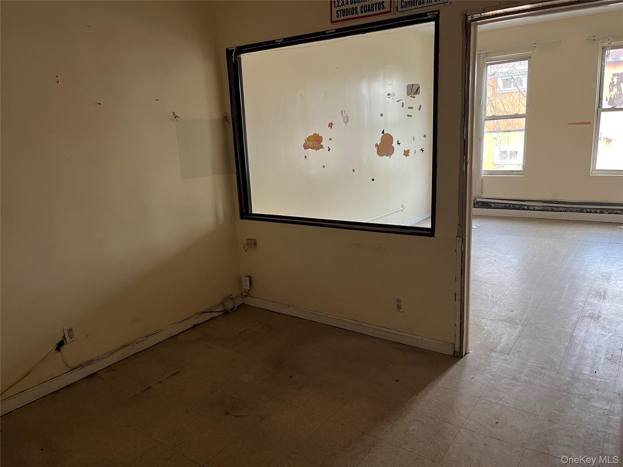 #9 photo, 9307 Roosevelt Avenue, 皇后區 傑克遜高地 Jackson Heights , NY 11372