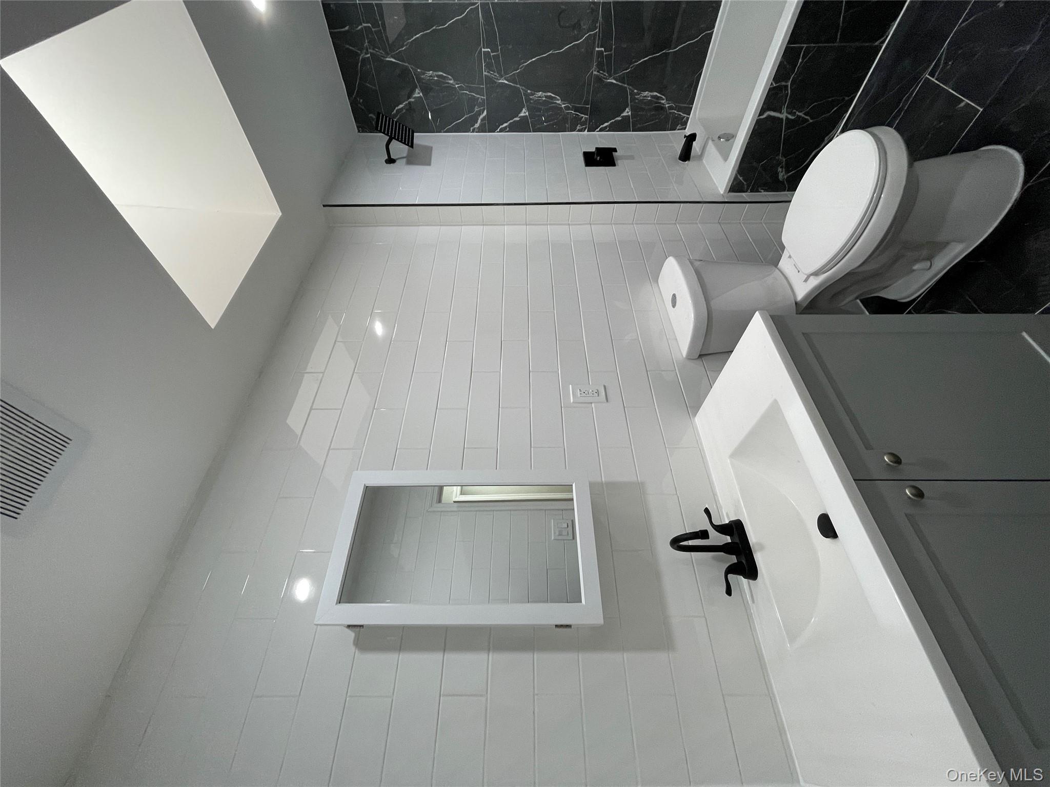 #13 photo, 114-42 196th Street, Saint Albans , NY 11412