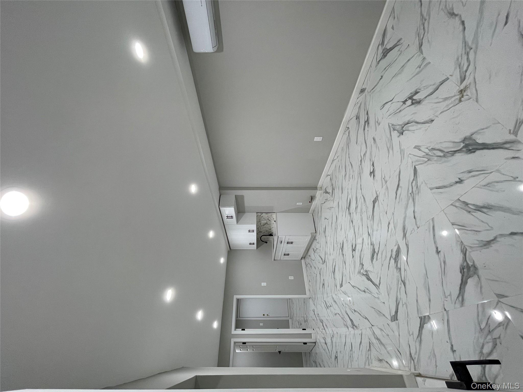 #15 photo, 114-42 196th Street, Saint Albans , NY 11412