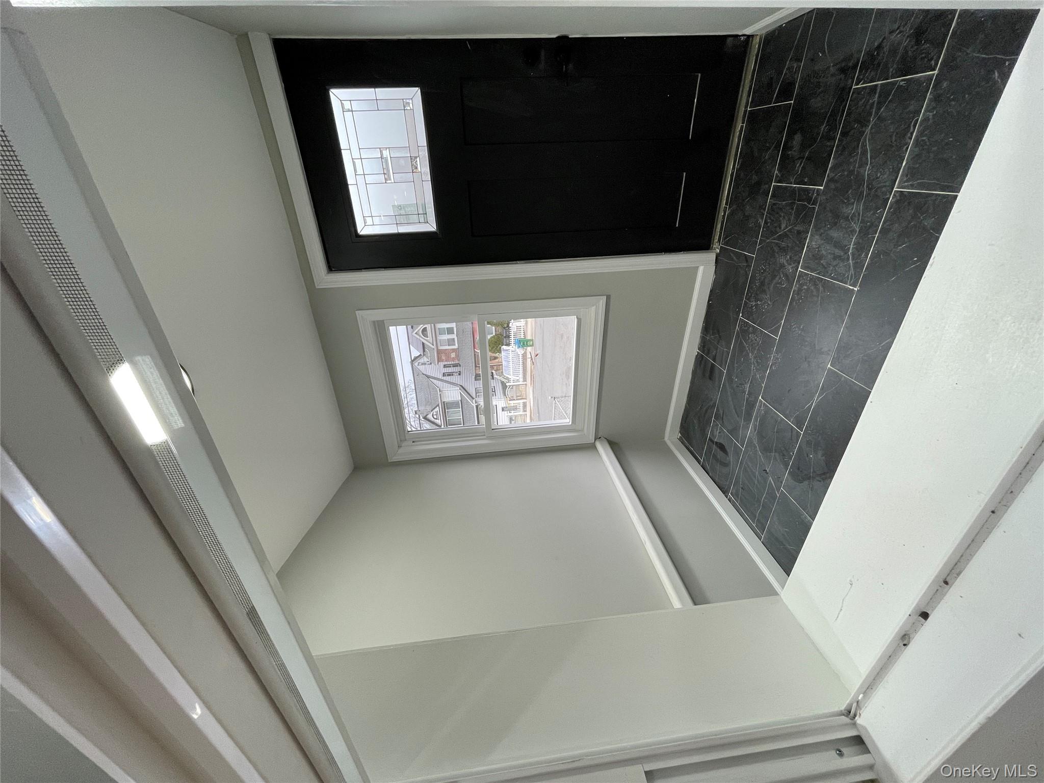 #4 photo, 114-42 196th Street, Saint Albans , NY 11412