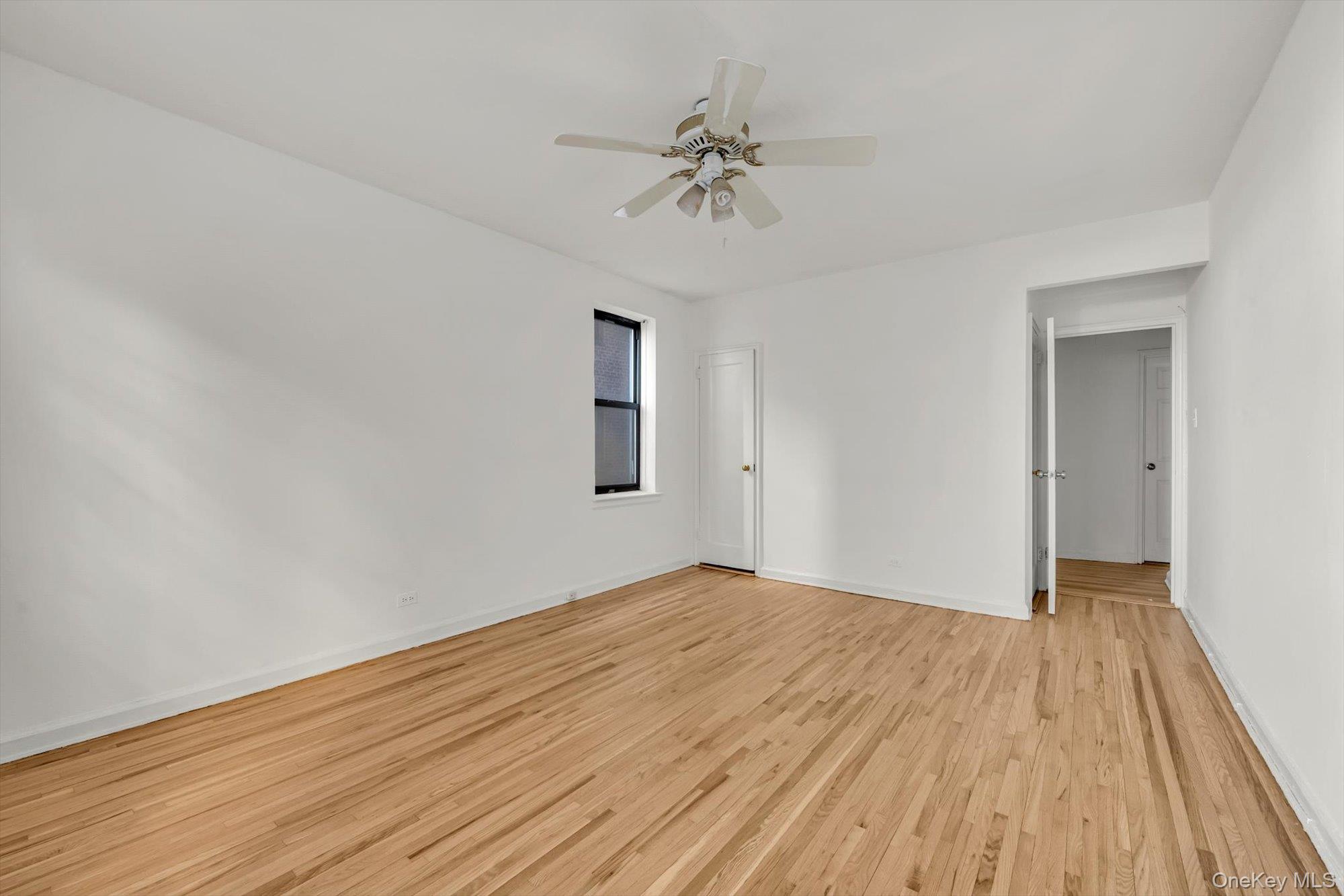 #8 photo, 123-35 82nd Road, Kew Gardens , NY 11415