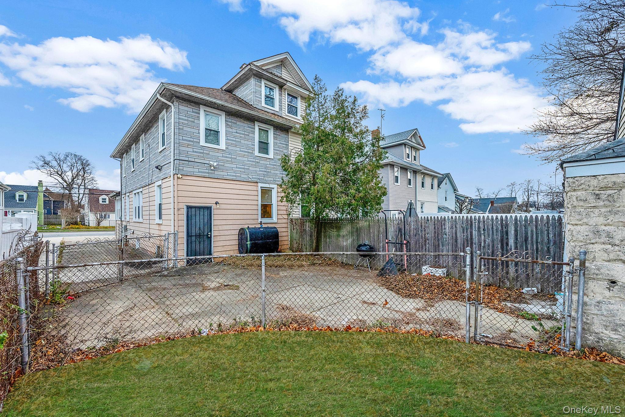 #4 photo, 63 E Seaman Avenue, 长岛 Freeport , NY 11520