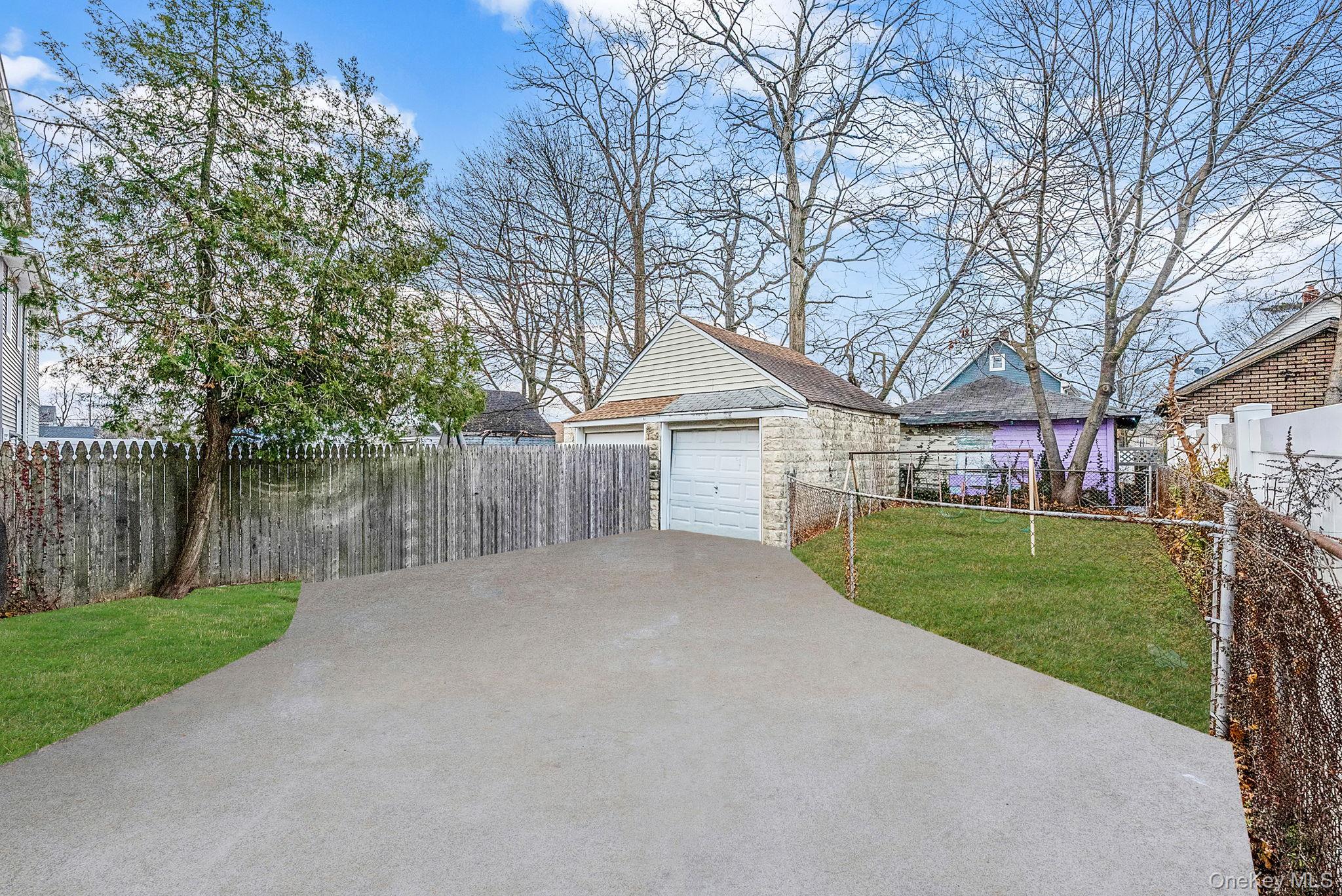 #5 photo, 63 E Seaman Avenue, 长岛 Freeport , NY 11520