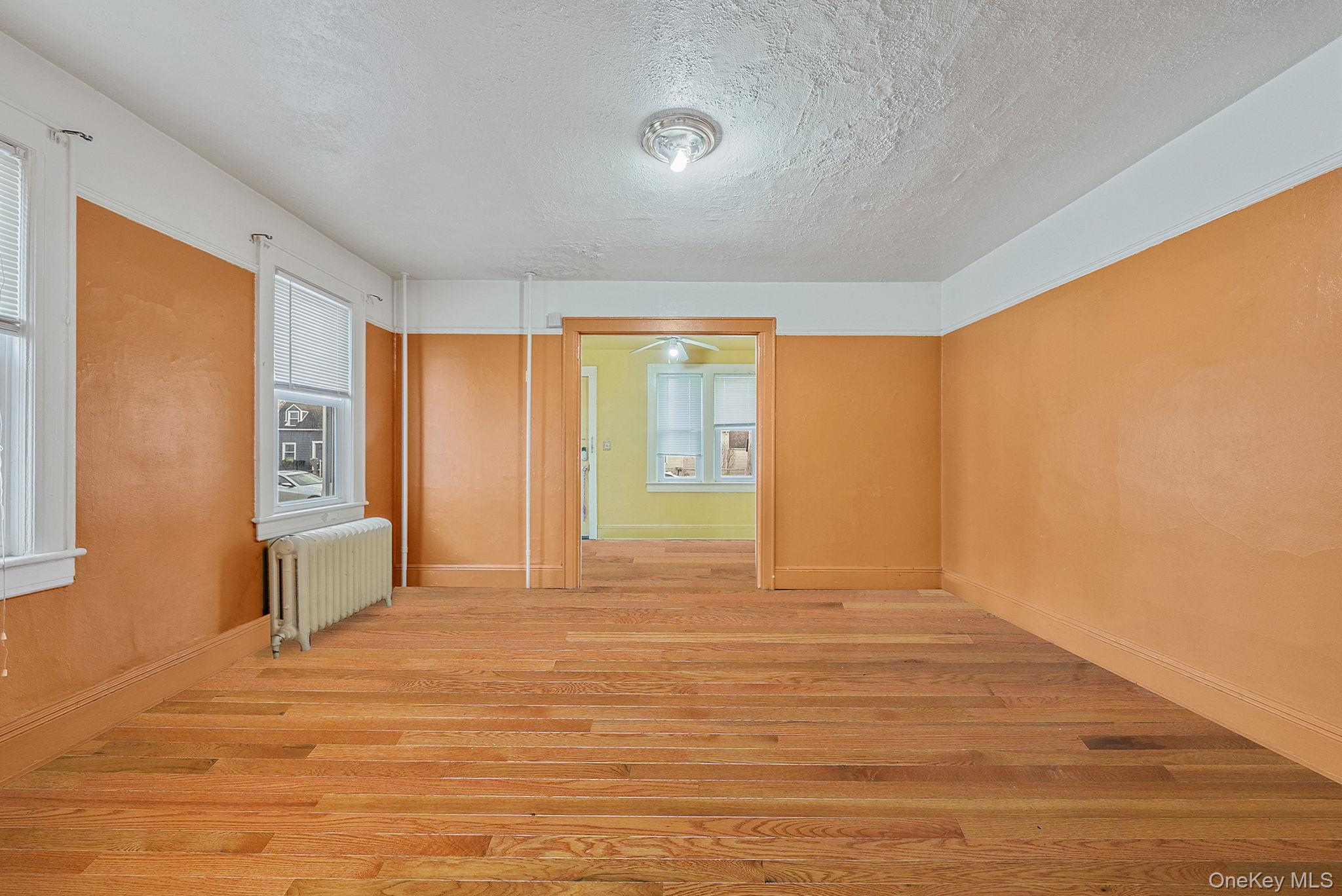 #9 photo, 63 E Seaman Avenue, 长岛 Freeport , NY 11520