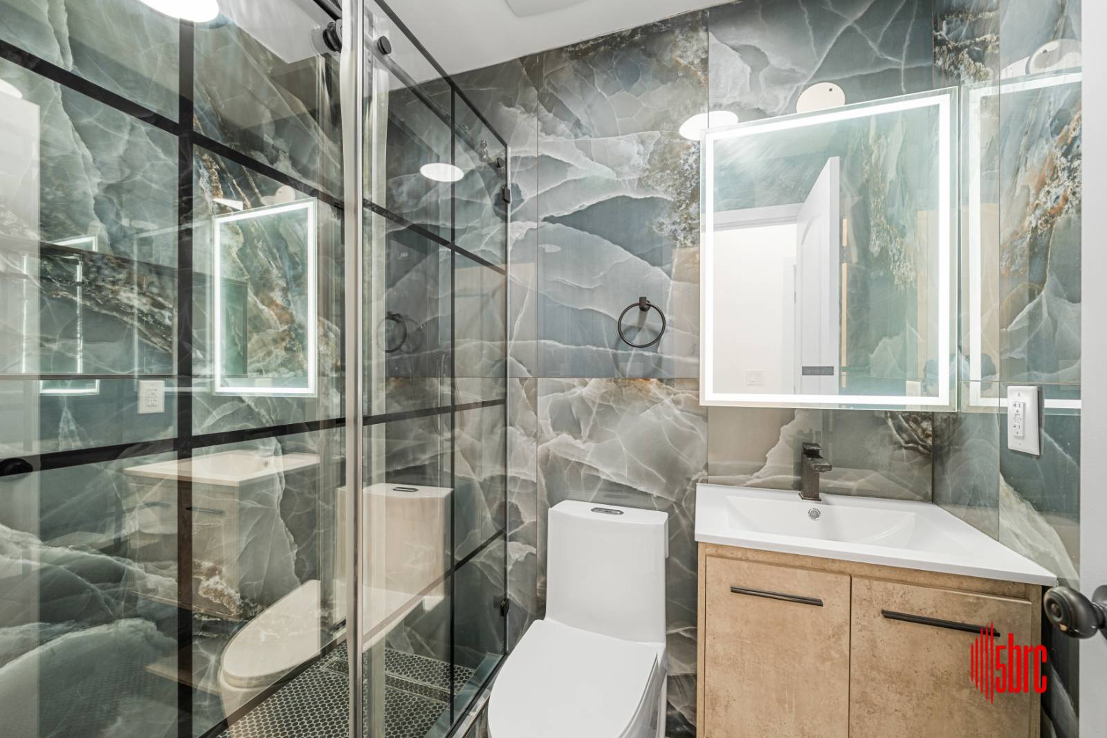 #21 photo, 1058  Jefferson Ave, Bushwick , NY 11221