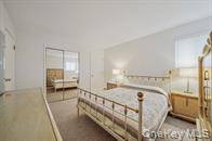 #29 photo, 126 W 3rd St, Deer Park , NY 11729