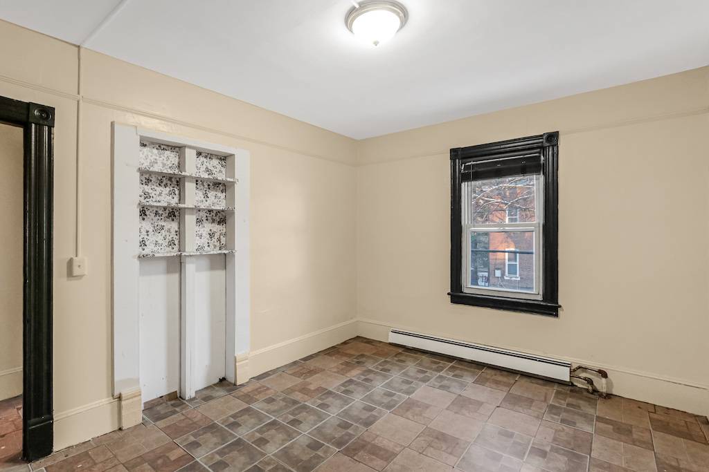 #14 photo, 9 Monument St, Newburgh , NY 12550