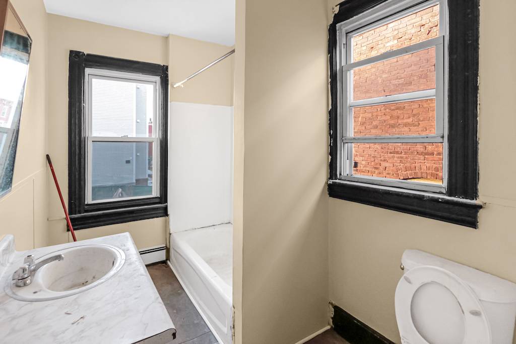 #9 photo, 9 Monument St, Newburgh , NY 12550