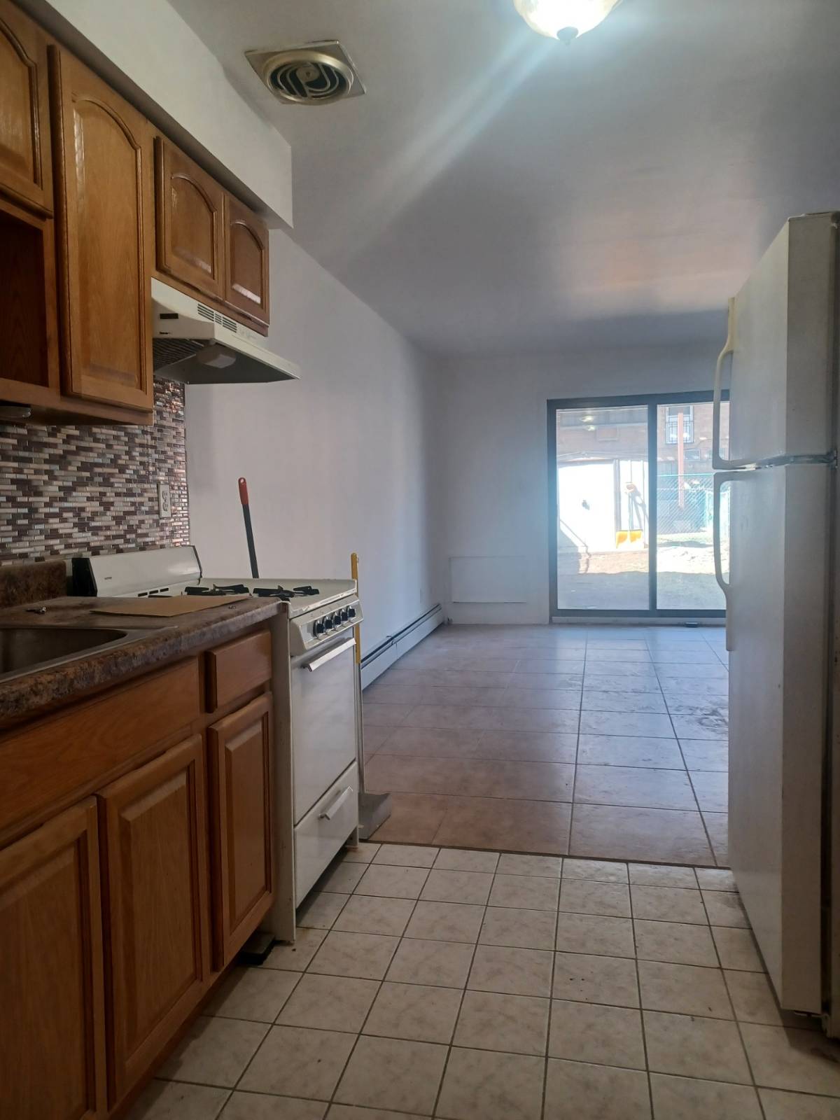 #1 photo, 156-14 78 Street, #1, קווינס Howard Beach , NY 11414