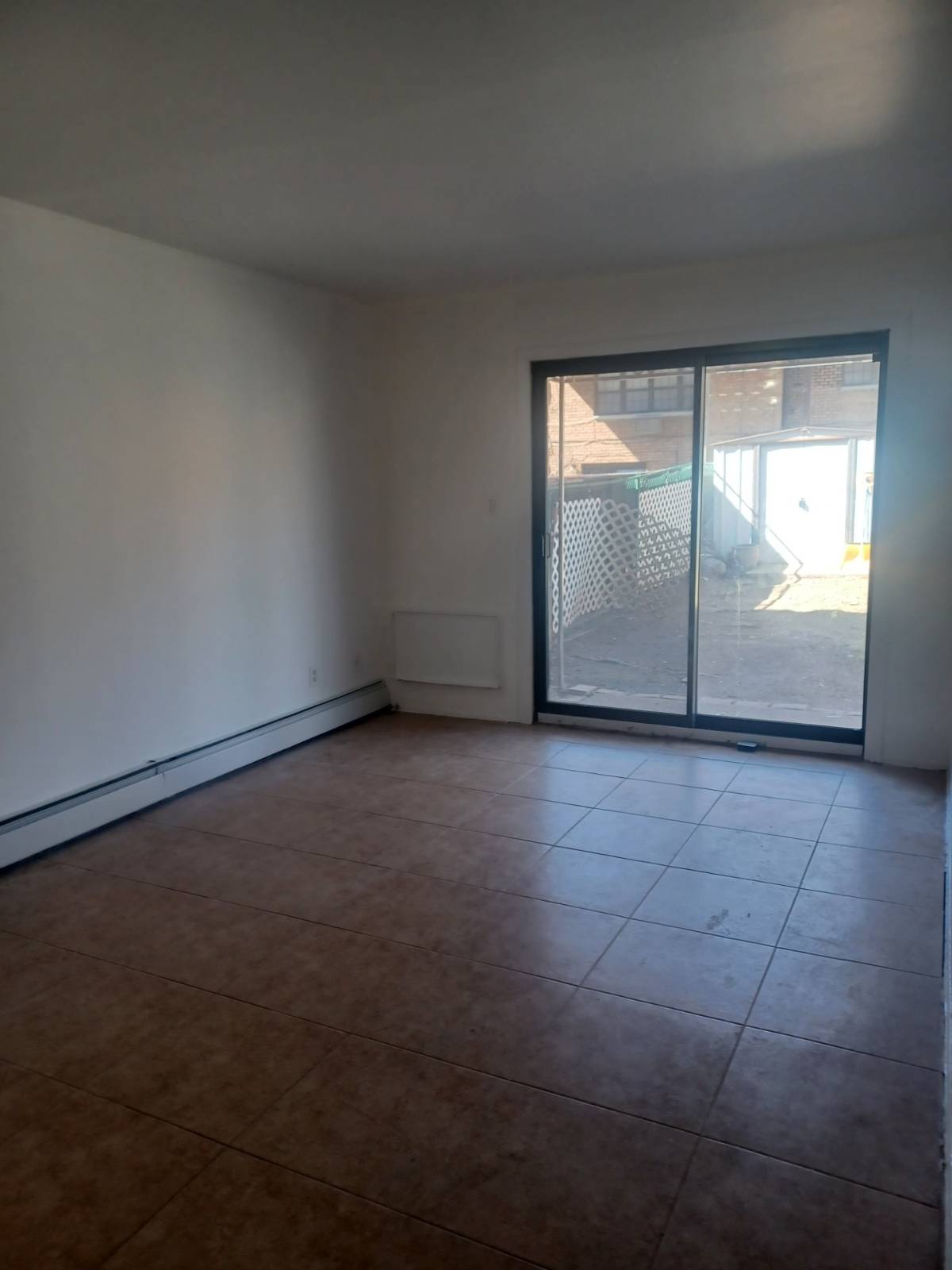 #3 photo, 156-14 78 Street, #1, קווינס Howard Beach , NY 11414