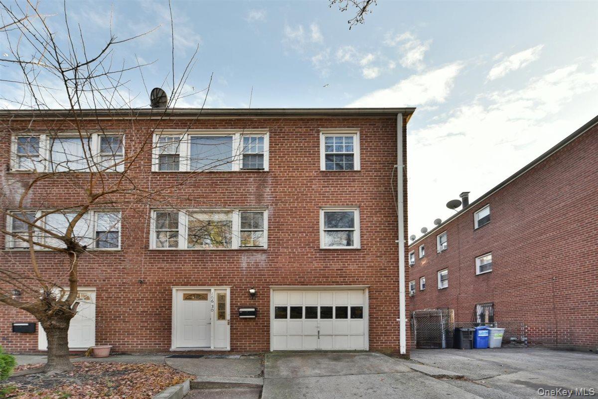 #1 photo, 166-30 Gothic Drive, 皇后區 牙買加 Jamaica Hills , NY 11432