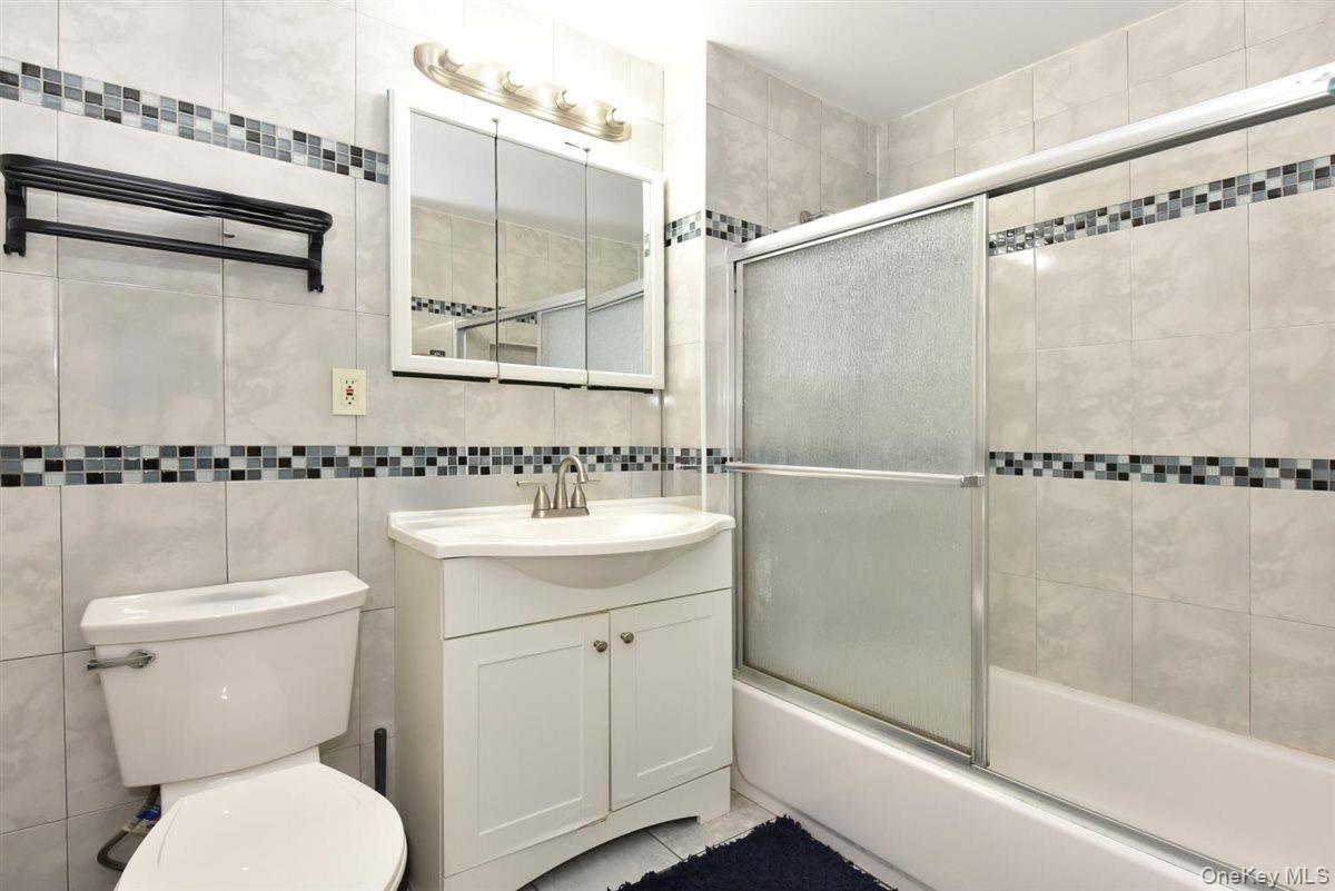 #18 photo, 166-30 Gothic Drive, 皇后區 牙買加 Jamaica Hills , NY 11432