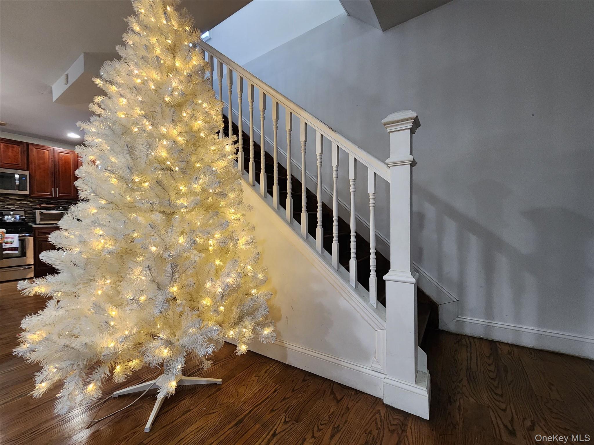 #10 photo, 19614 104th Avenue, Saint Albans , NY 11412