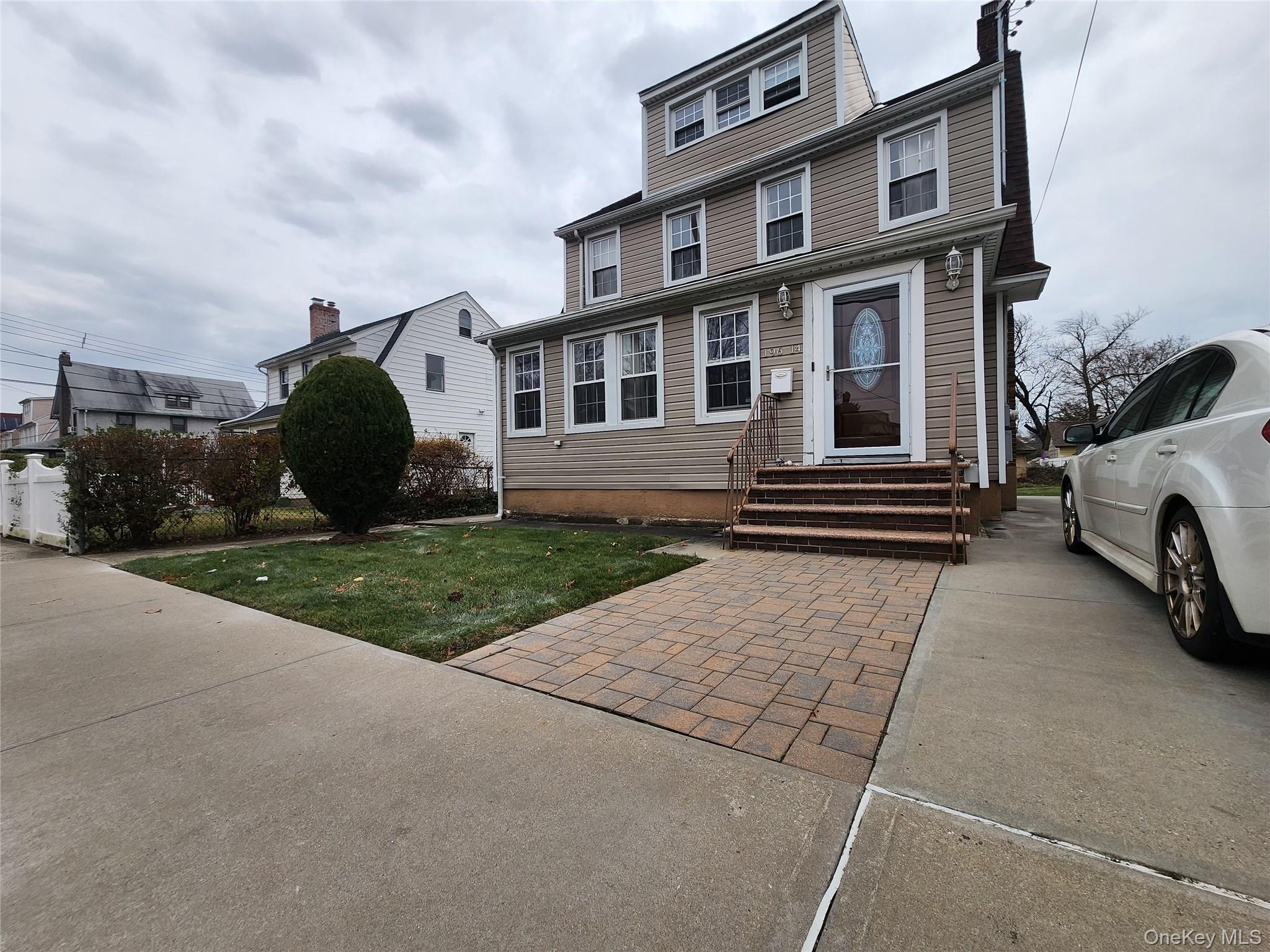 #3 photo, 19614 104th Avenue, Saint Albans , NY 11412