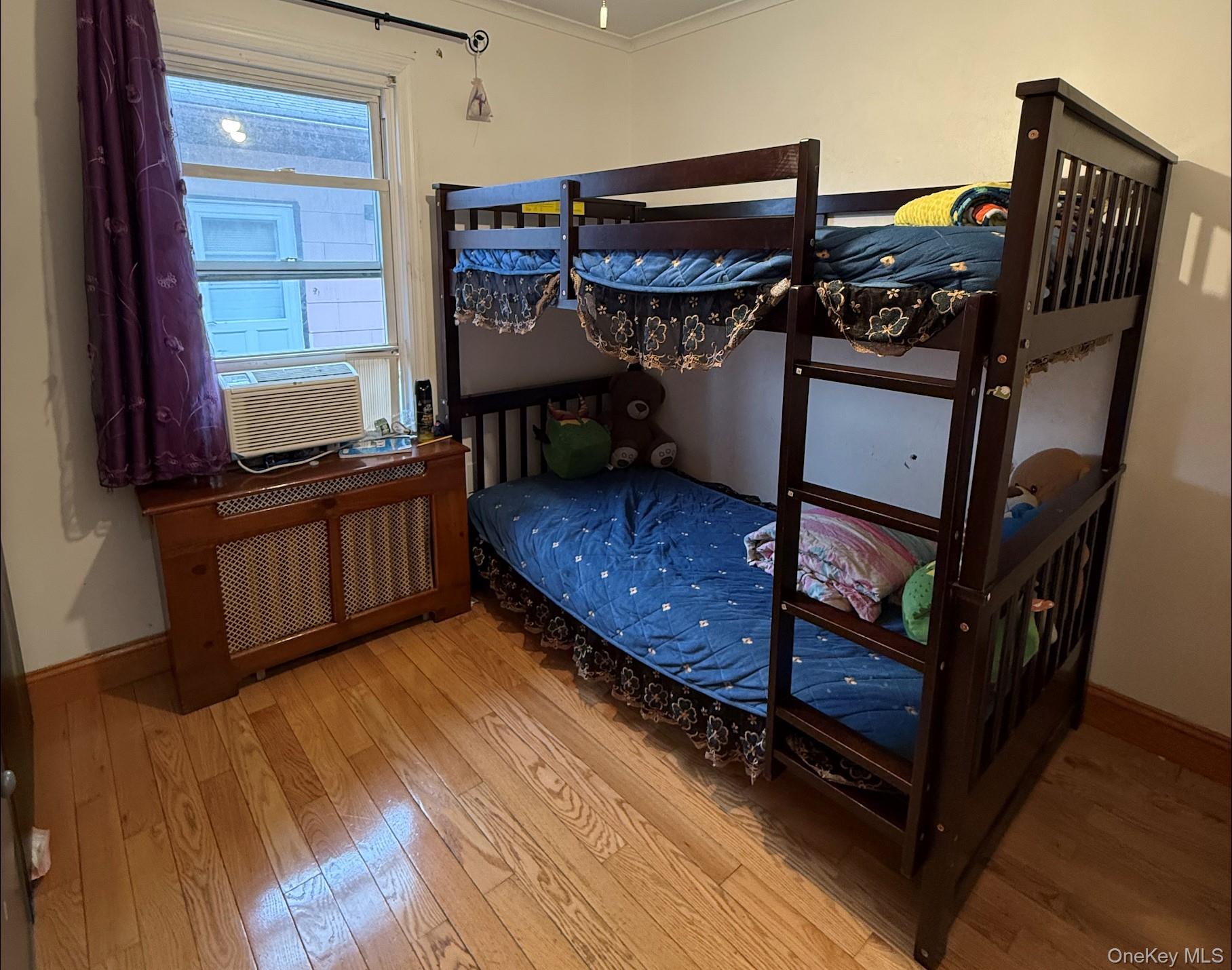 #4 photo, 17 Litchfield Avenue, מחוז נסאו Elmont , NY 11003