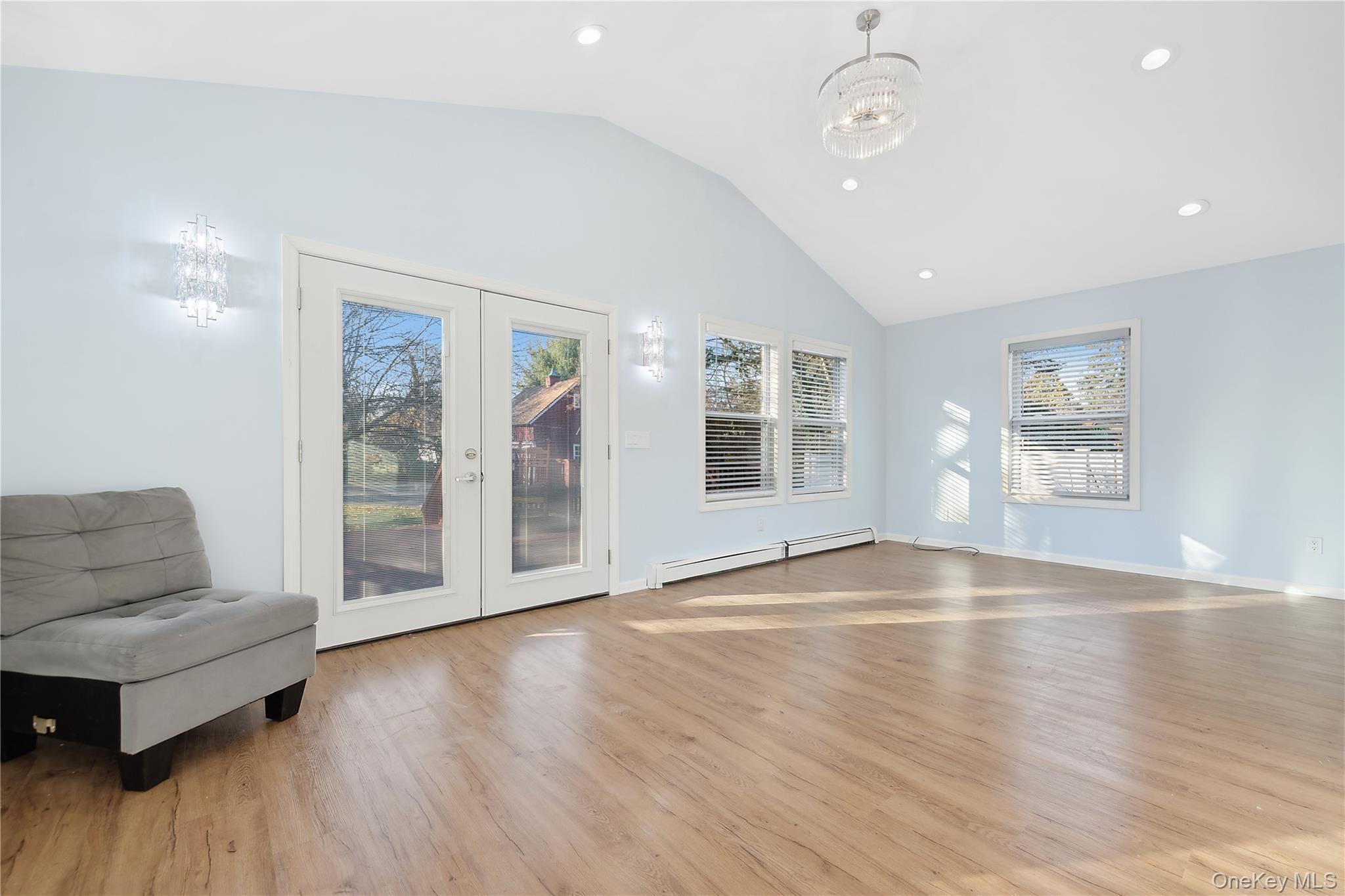 #16 photo, 120 N Forest Avenue, Rockville Centre , NY 11570