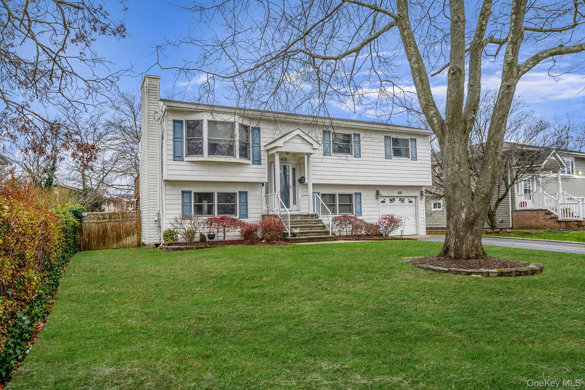 #3 photo, 154A Woodrow Parkway, West Babylon , NY 11704