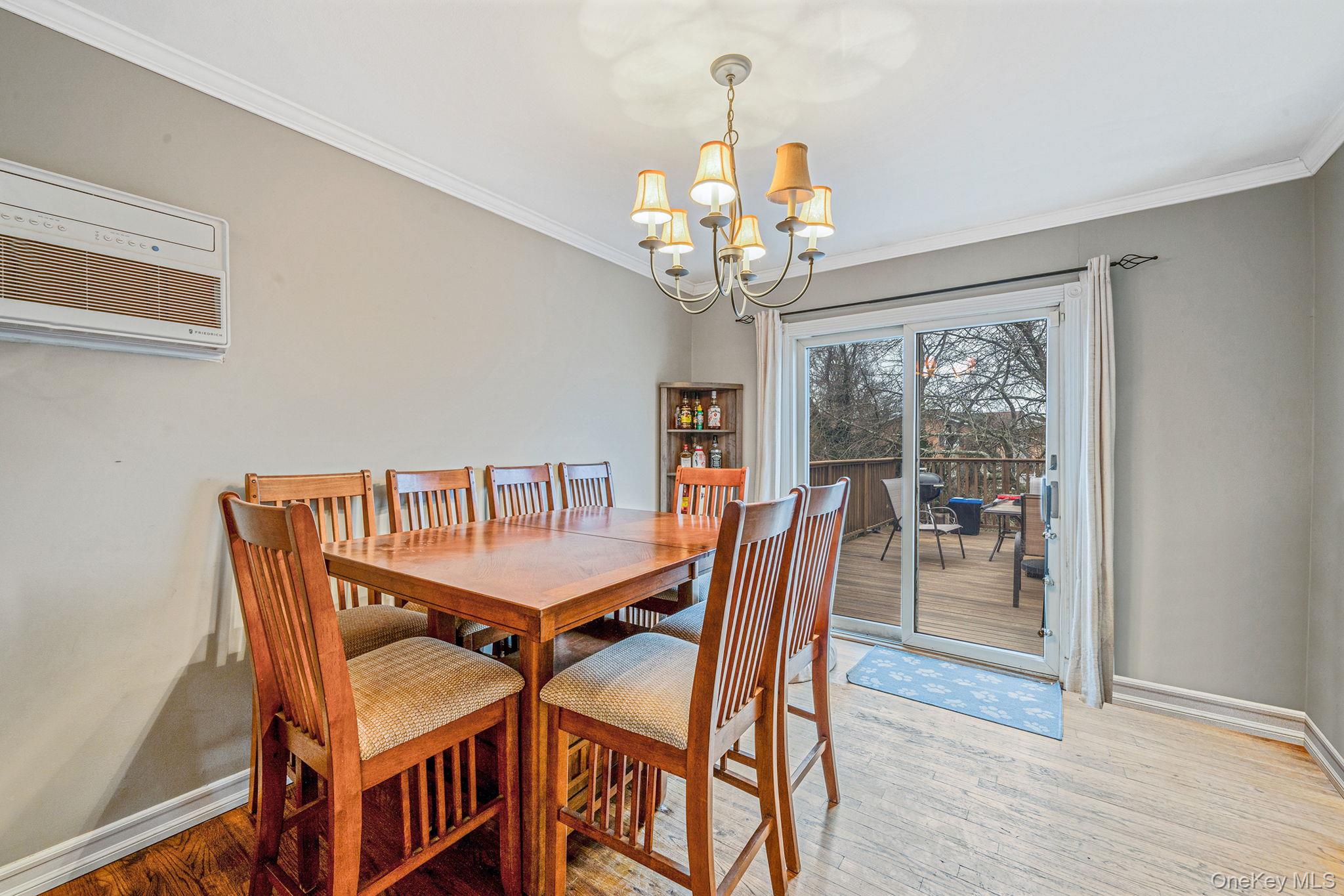 #7 photo, 154A Woodrow Parkway, West Babylon , NY 11704