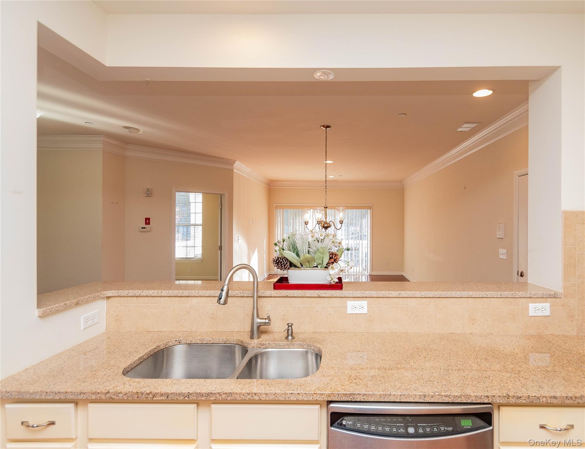 #17 photo, 919 Saratoga Lane, Fishkill , NY 12524