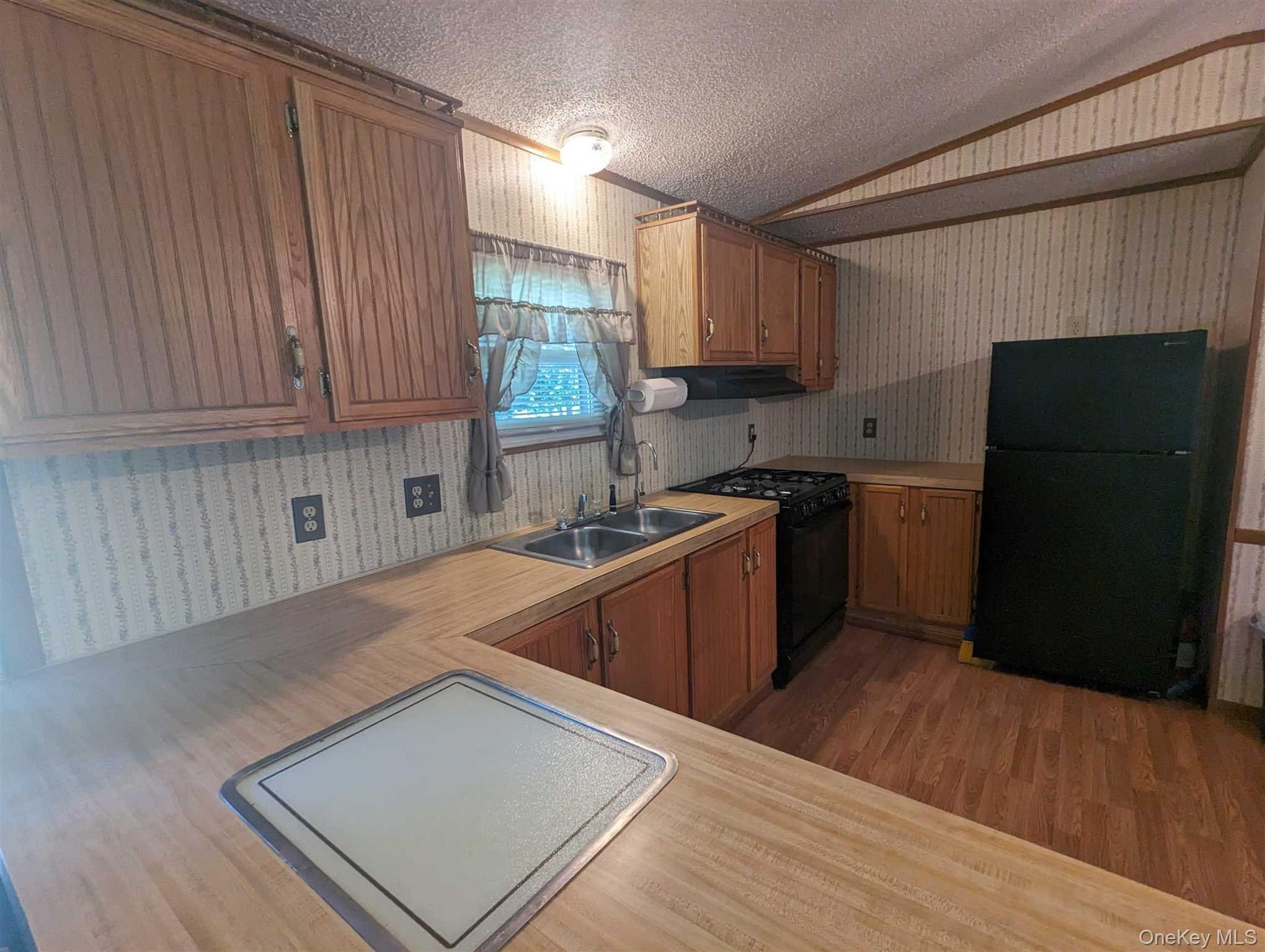 #4 photo, 132 North Montgomery Street, Walden , NY 12586