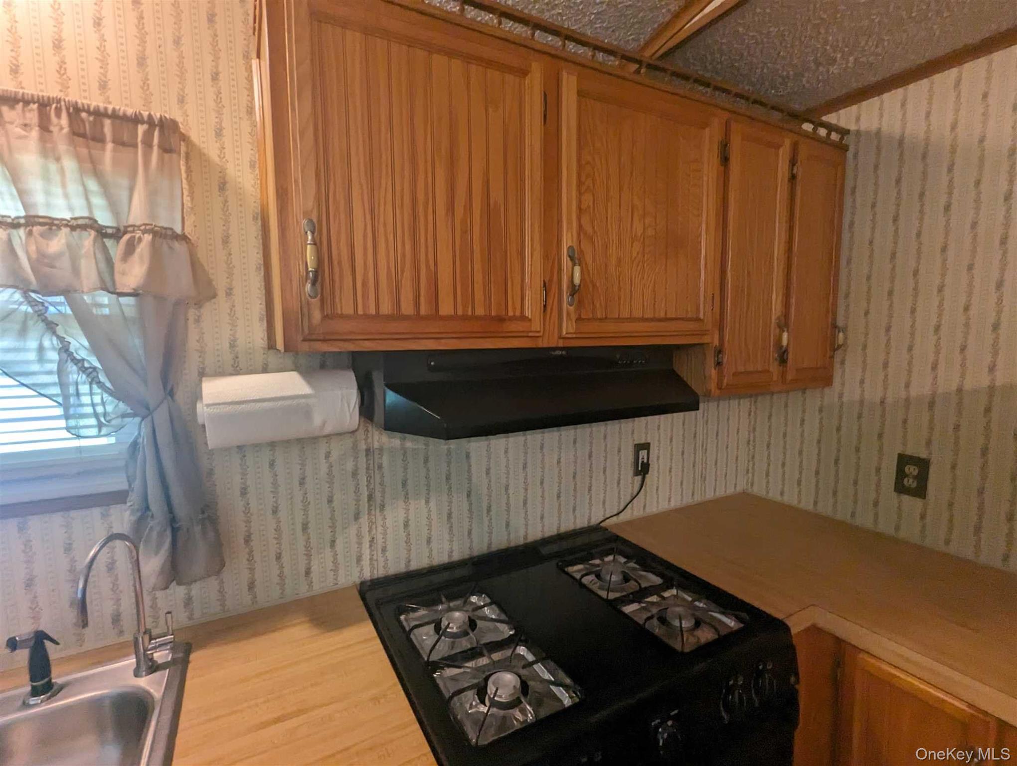 #8 photo, 132 North Montgomery Street, Walden , NY 12586