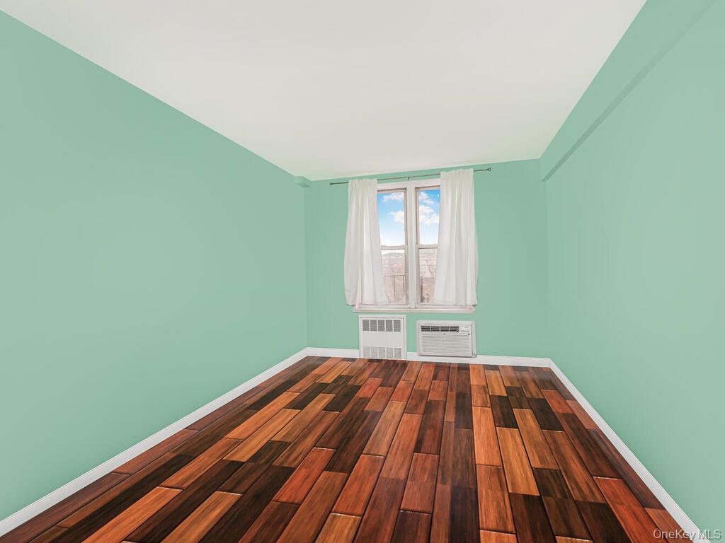 #11 photo, 2750 Johnson Avenue, Bronx , NY 10463