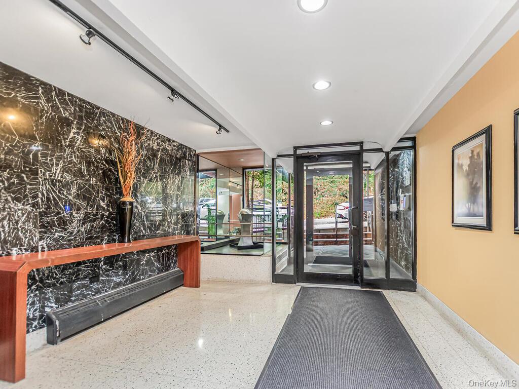 #15 photo, 2750 Johnson Avenue, Bronx , NY 10463