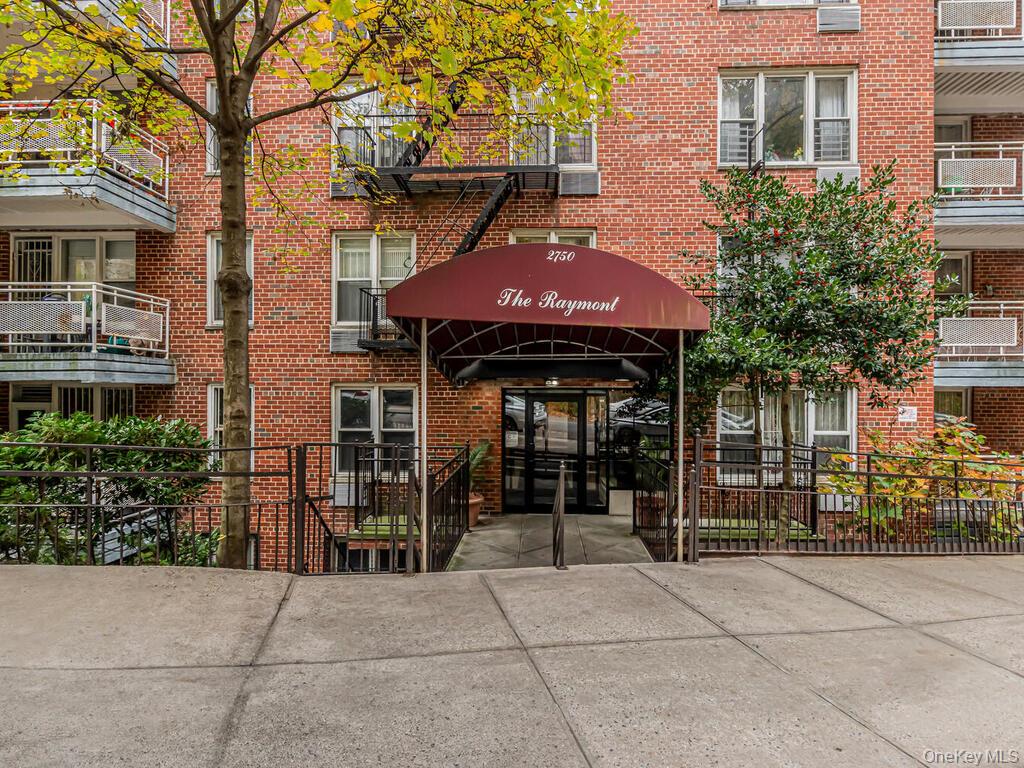 #16 photo, 2750 Johnson Avenue, Bronx , NY 10463