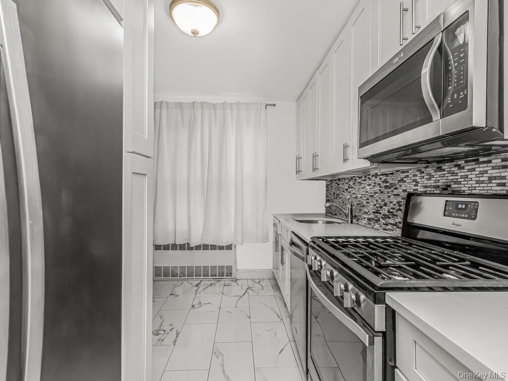 #5 photo, 2750 Johnson Avenue, Bronx , NY 10463