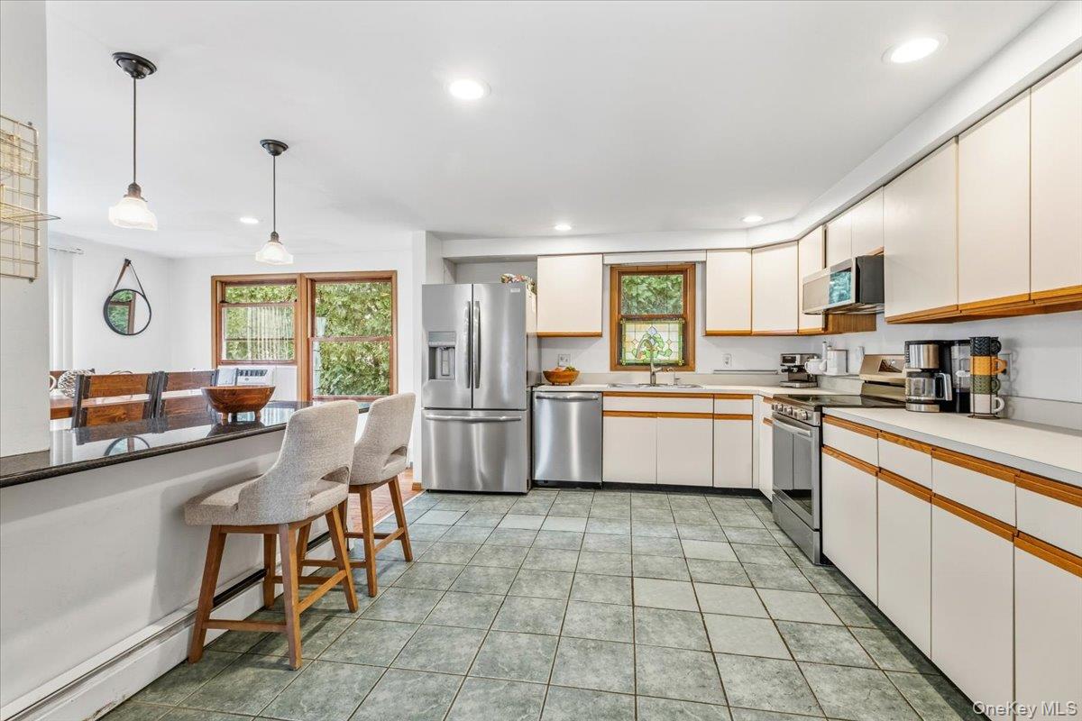 #14 photo, 9 Aqueduct Road, Garrison , NY 10524