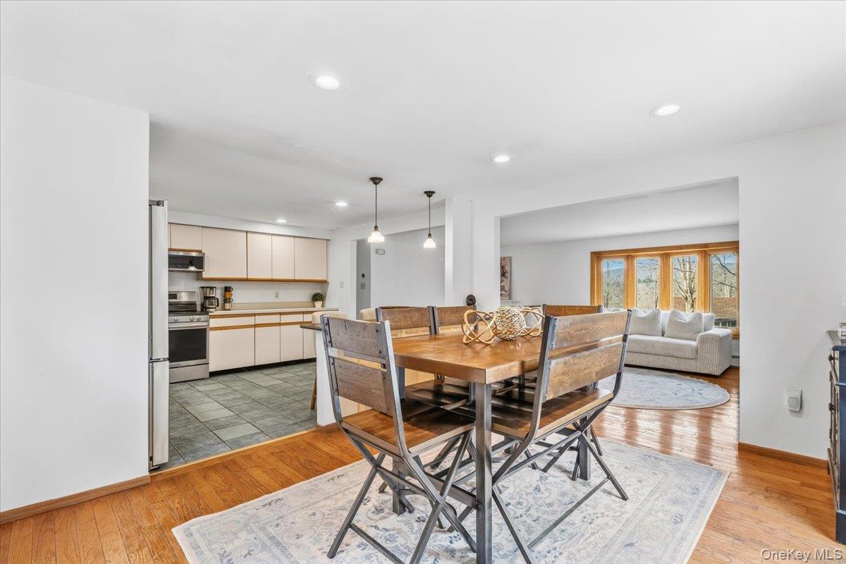 #19 photo, 9 Aqueduct Road, Garrison , NY 10524